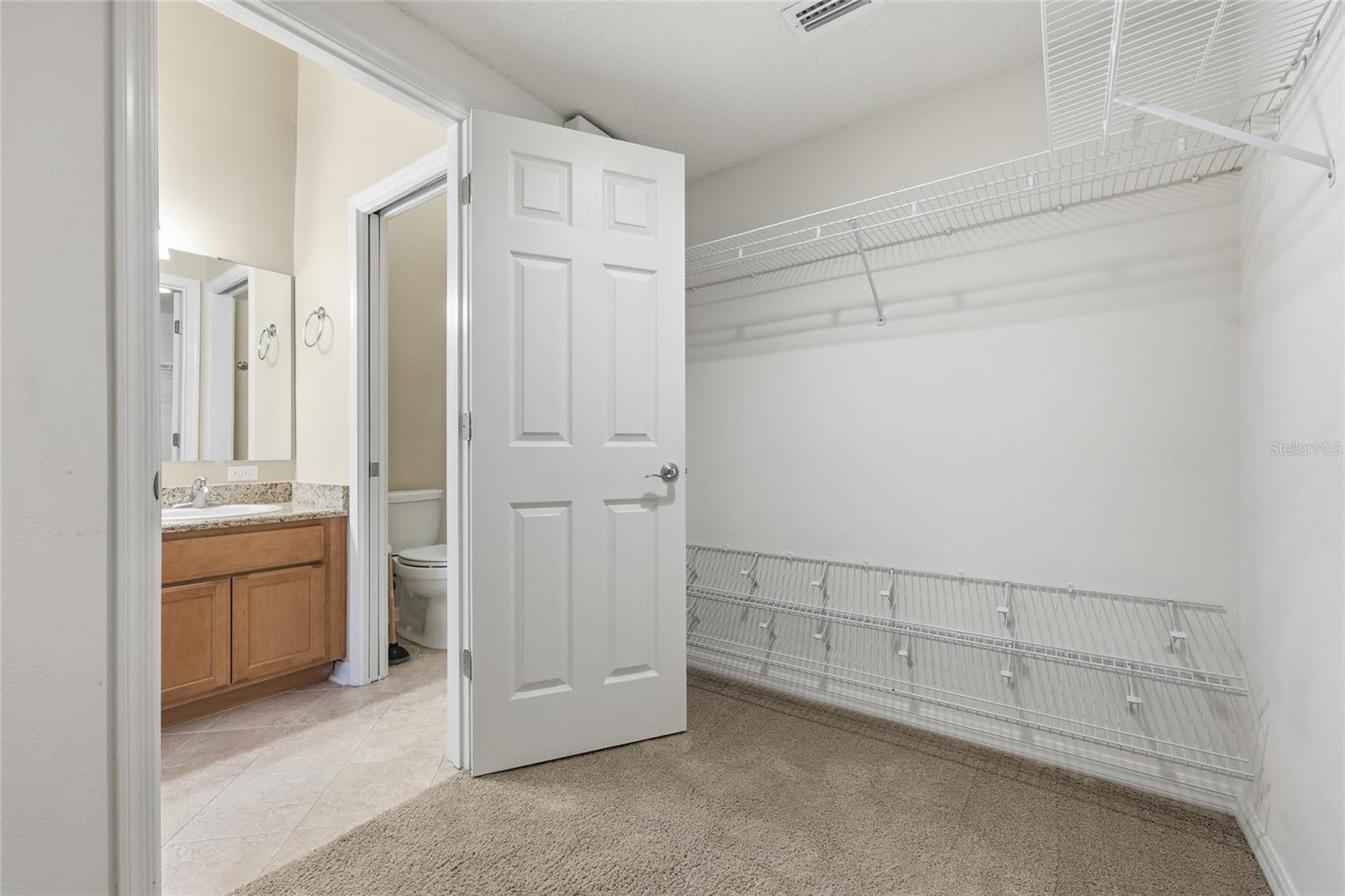 10000 Sw 52nd Ave #b6 Property Photo 14