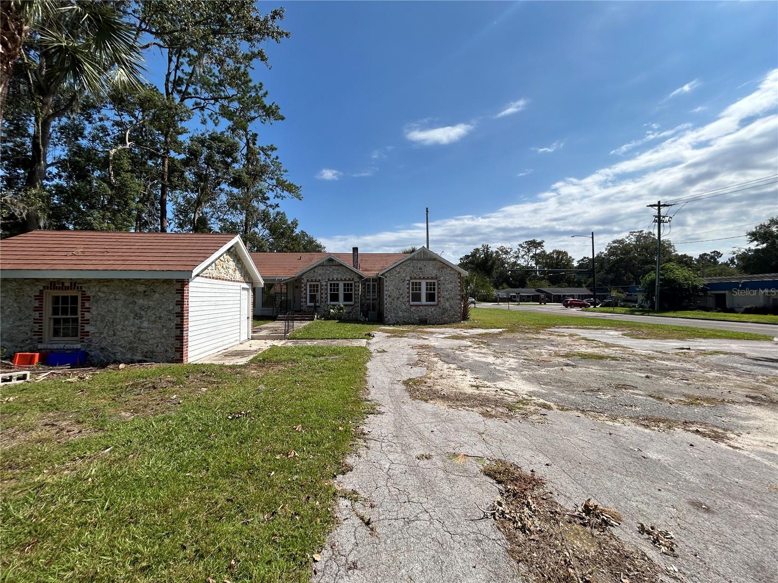 1008 Nw 13th St Property Photo 6