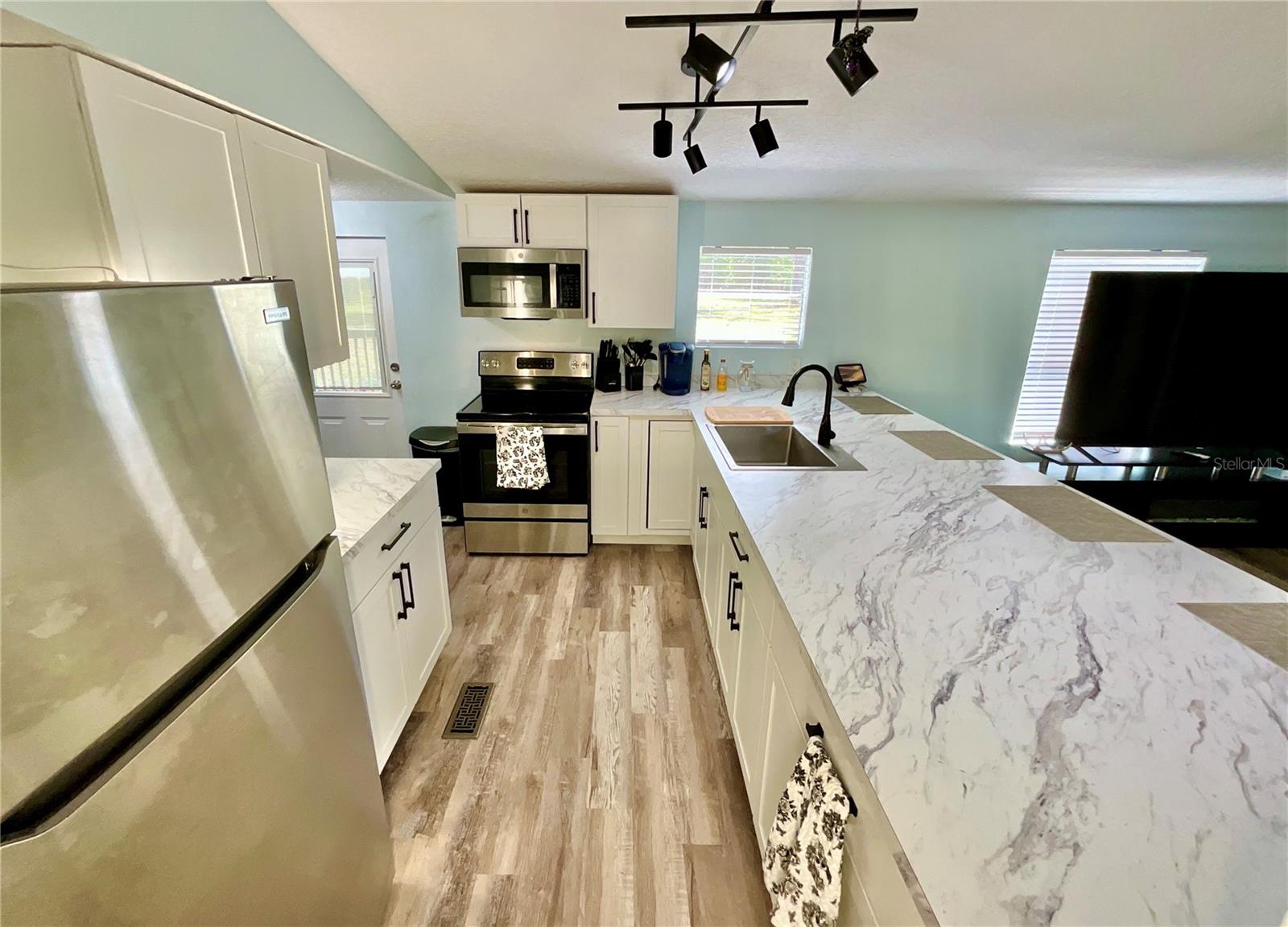 175 Whirlwind Loop Property Photo 28