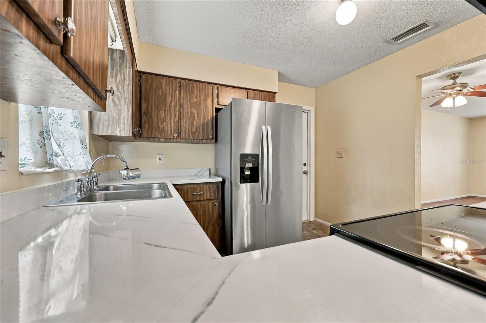 2921 Nw 54th Ave Property Photo 10