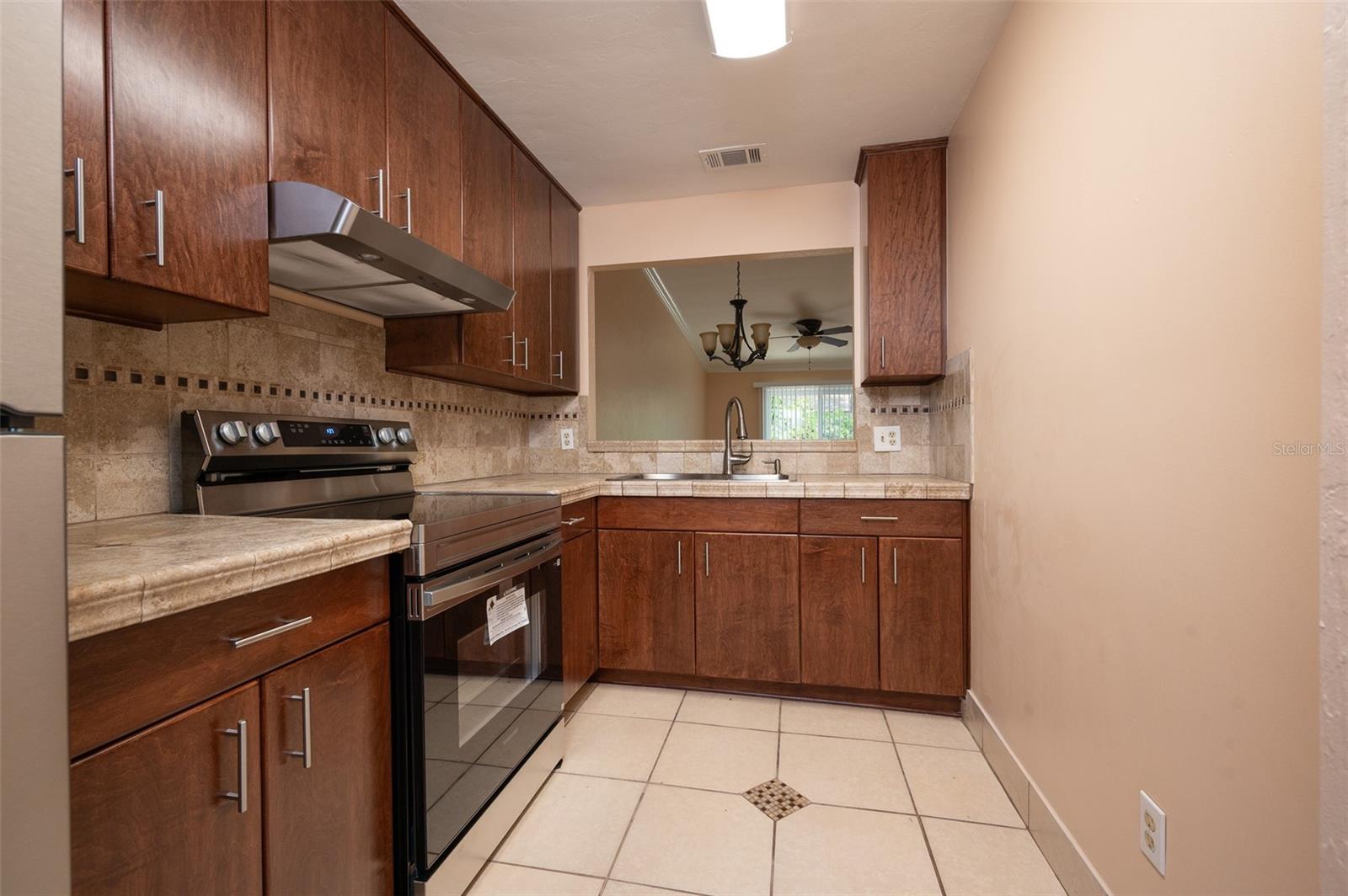 3409 Nw 52nd Ter Property Photo 3