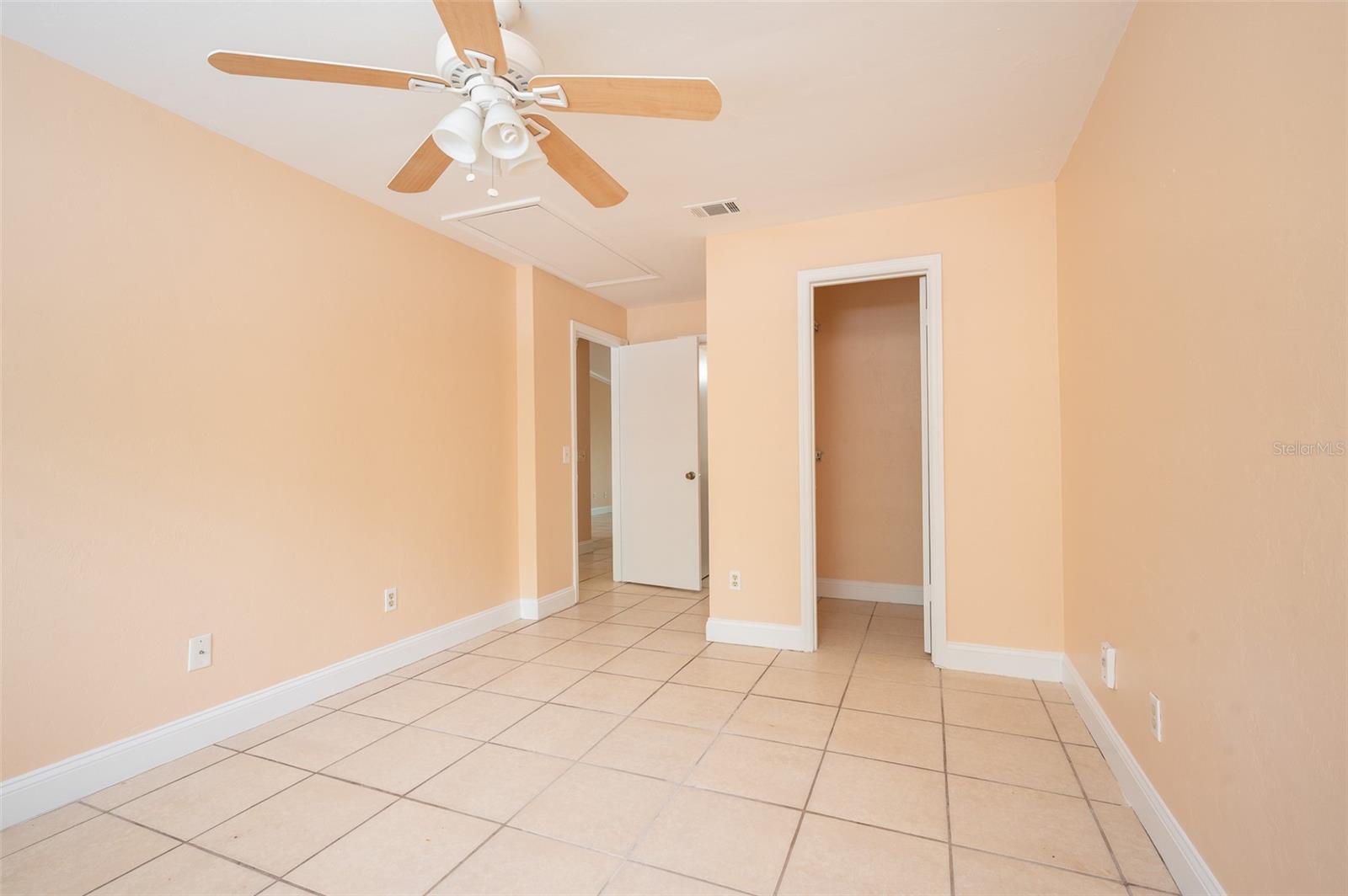3409 Nw 52nd Ter Property Photo 11