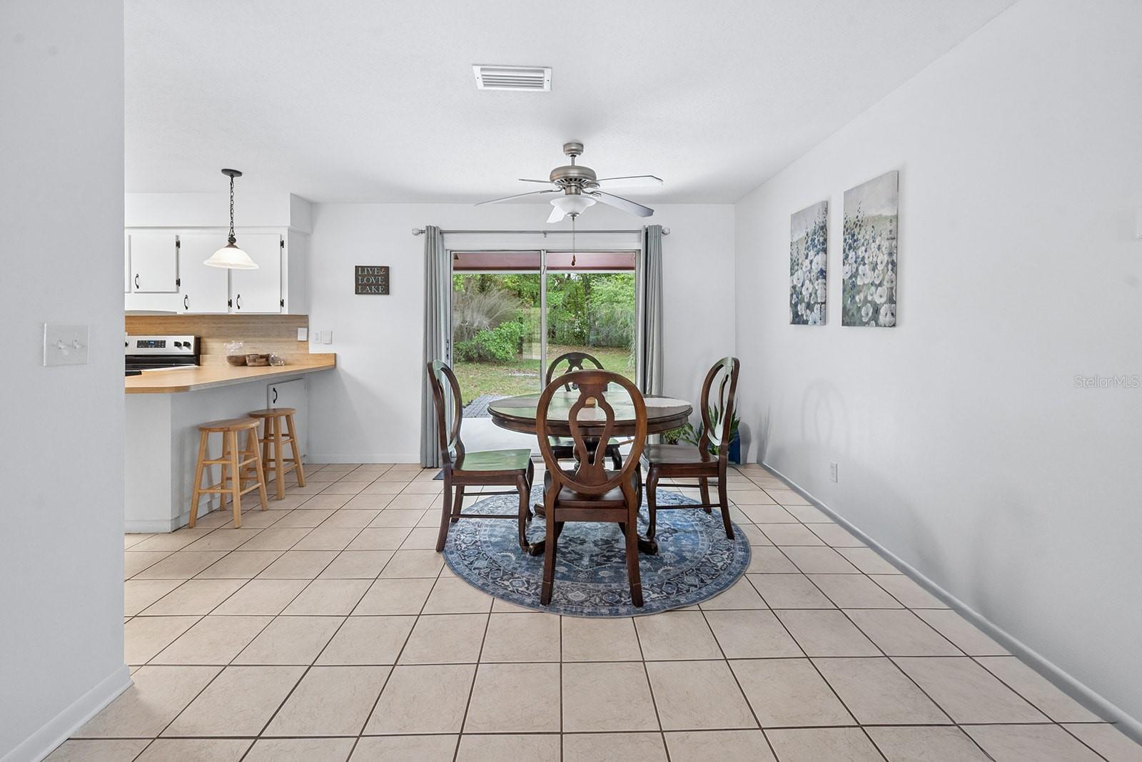 102 Swans Nest Cir Property Photo 10