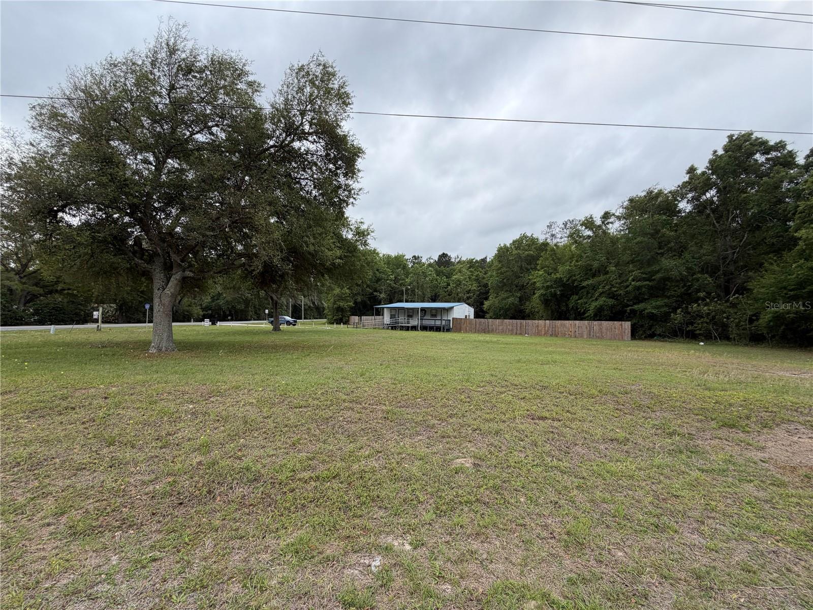 683 N Court St Property Photo 30