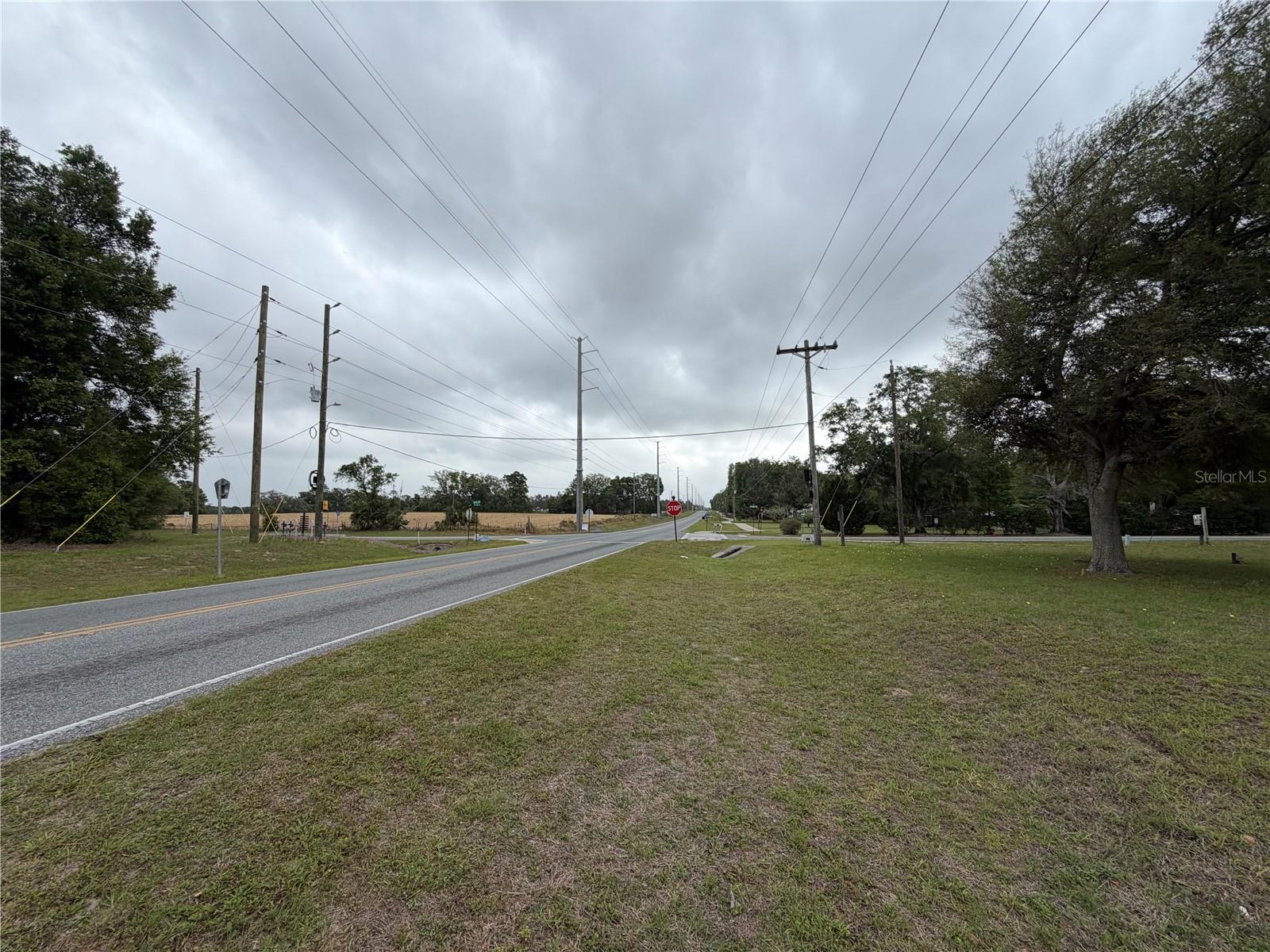 683 N Court St Property Photo 31