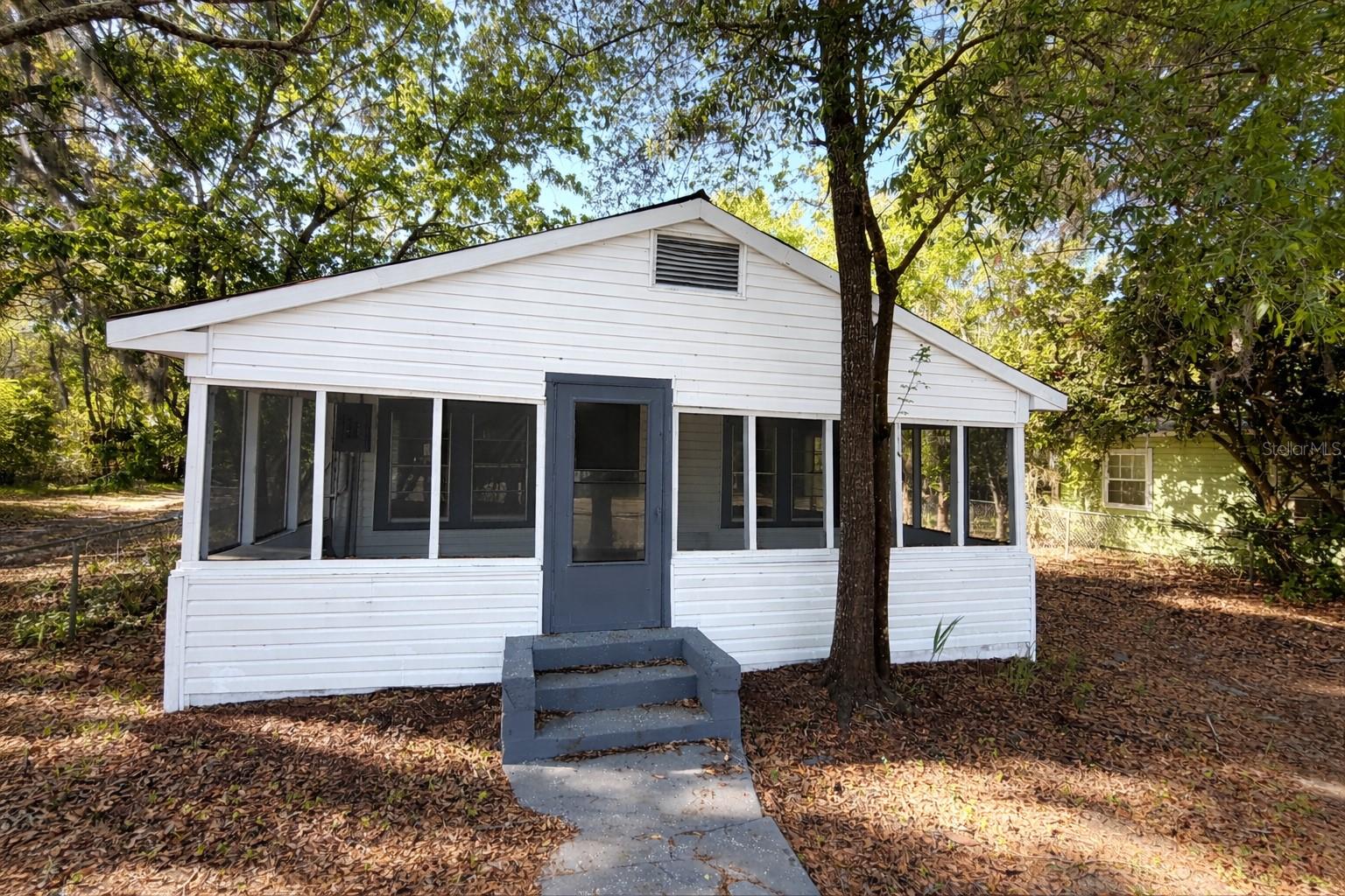 21433 SE HAWTHORNE RD Property Photo 1