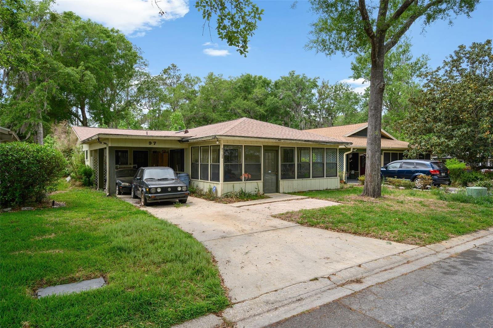 8508 Nw 37th Dr Property Photo 3