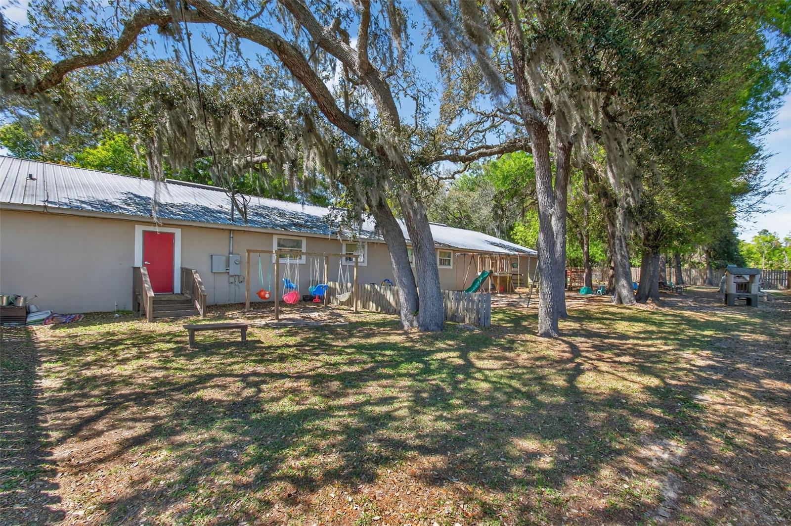 951 E Hathaway Ave Property Photo 31