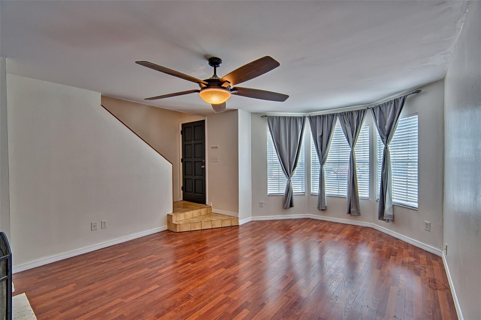 2305 Sw 73rd Ter Property Photo 3