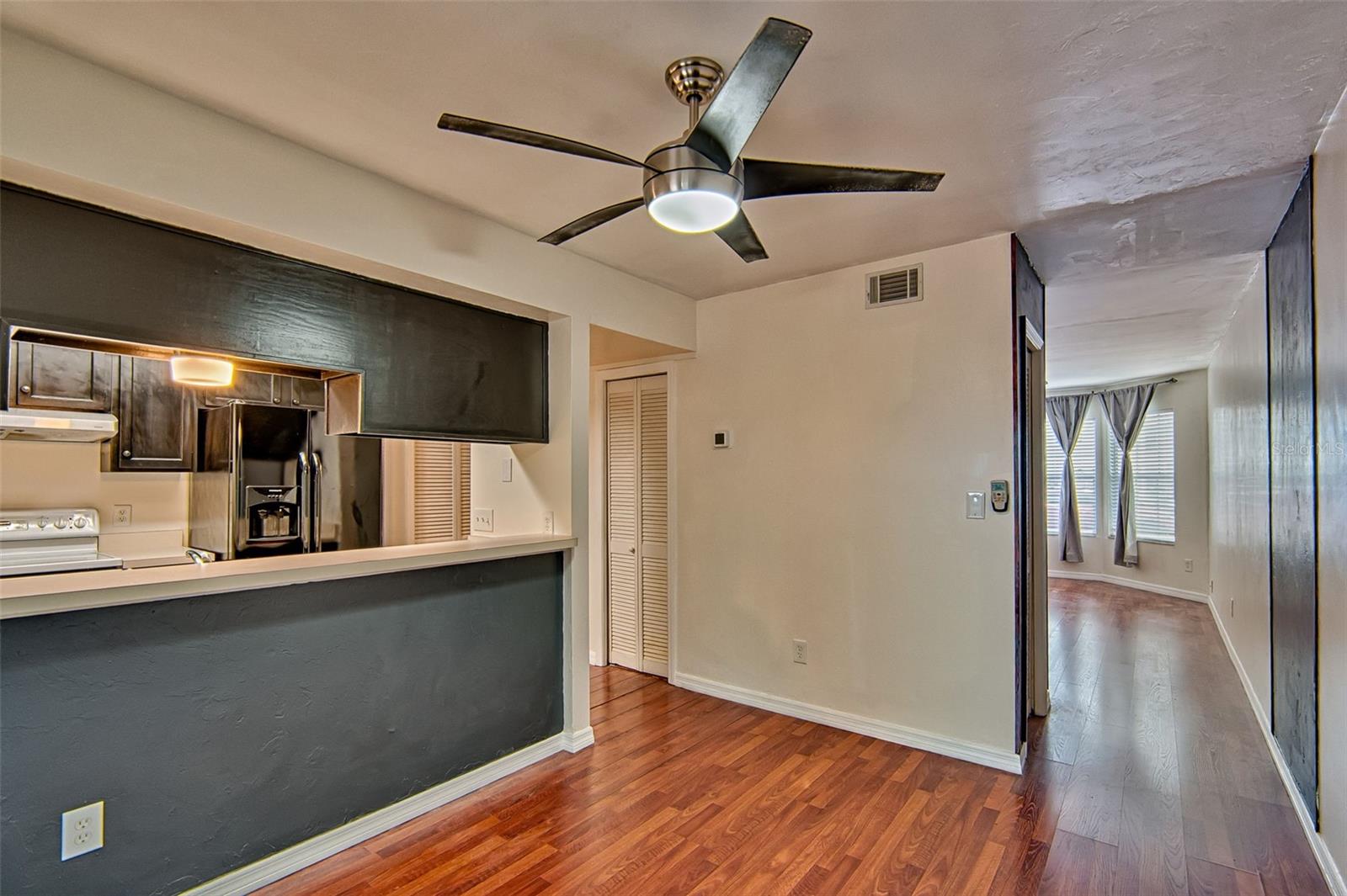 2305 Sw 73rd Ter Property Photo 5