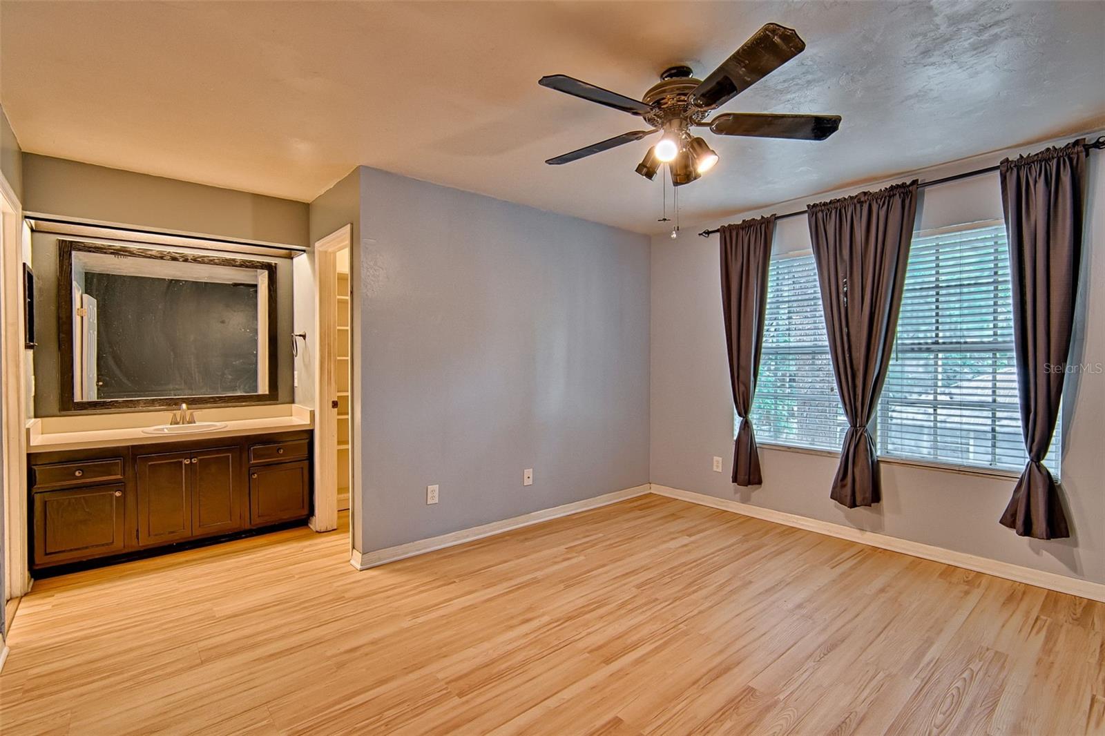 2305 Sw 73rd Ter Property Photo 15