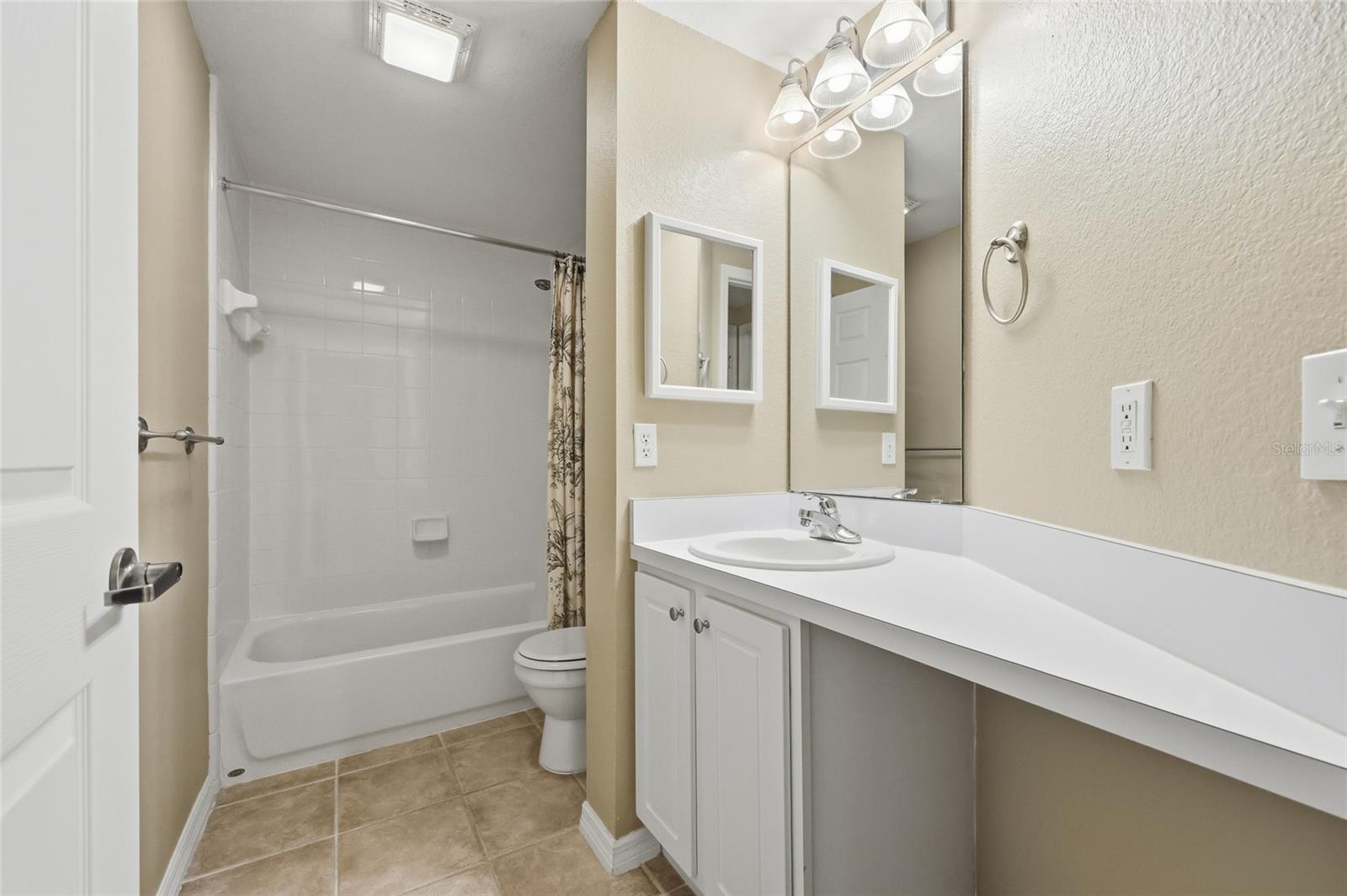9172 Sw 52nd Rd #103 Property Photo 17