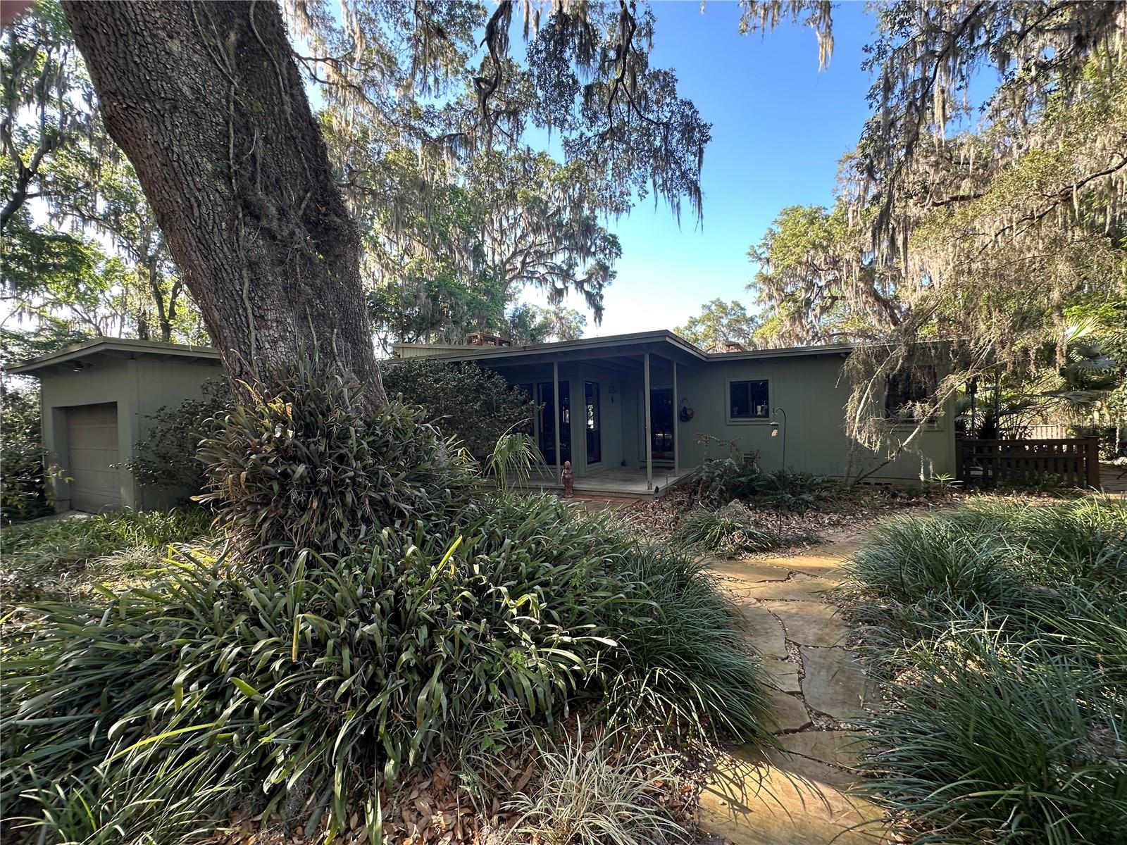 1800 Sw 35th Pl Property Photo 23
