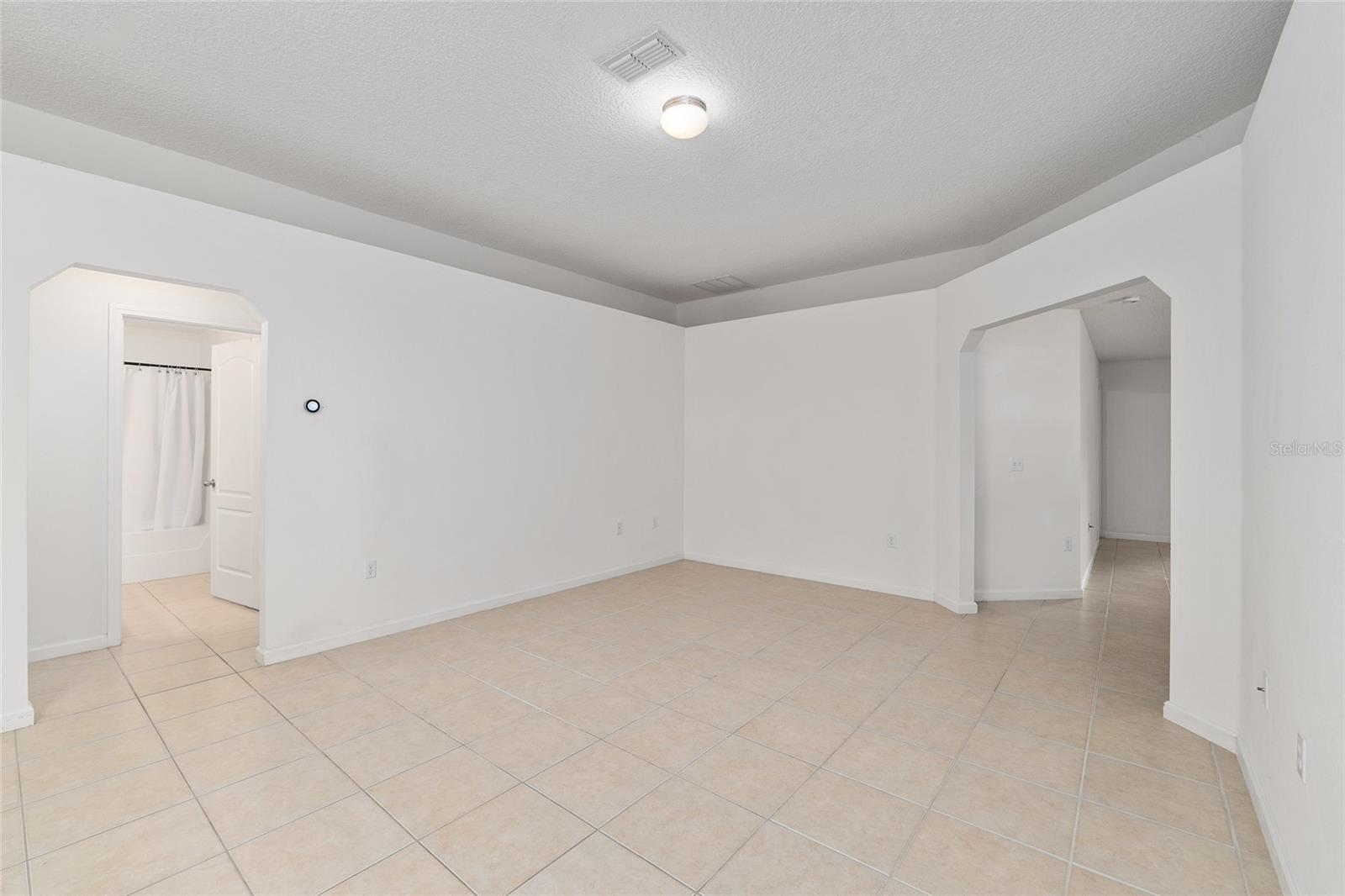 4939 Nw 81st Ave Property Photo 5