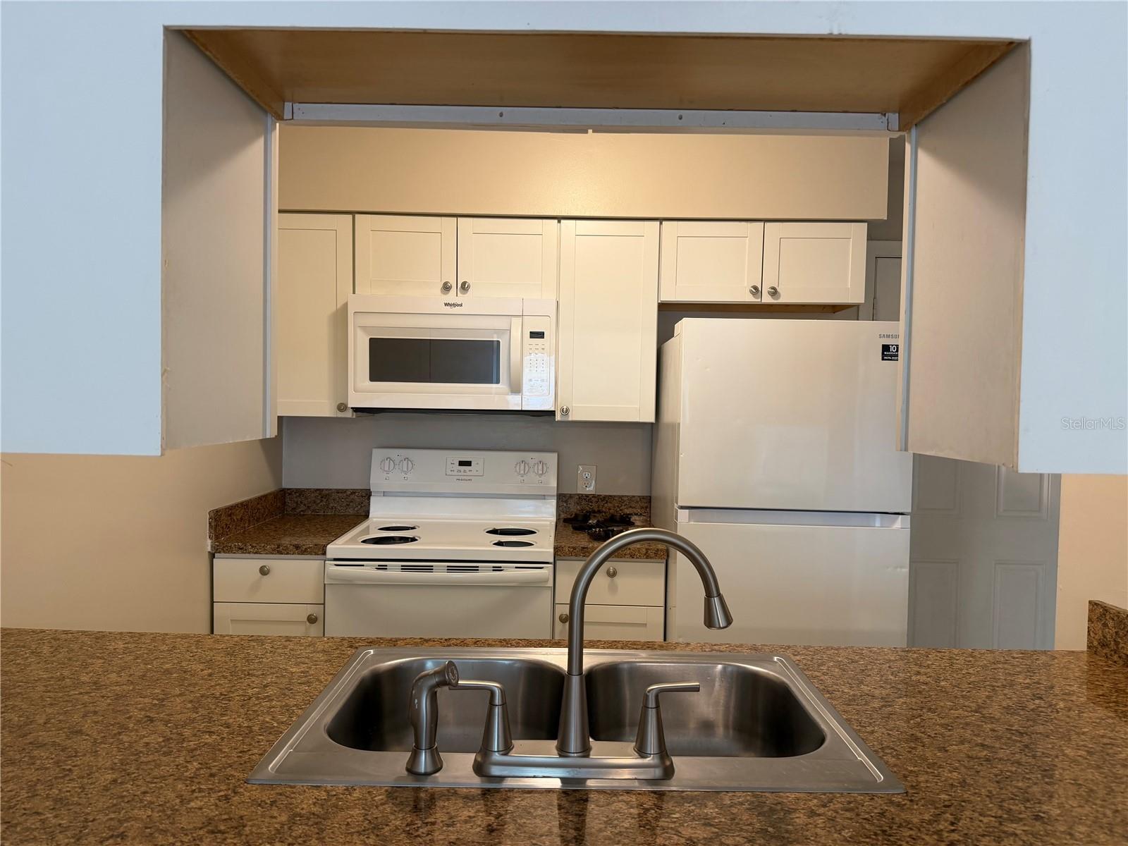 1718 Sw 69 Ter Property Photo 12