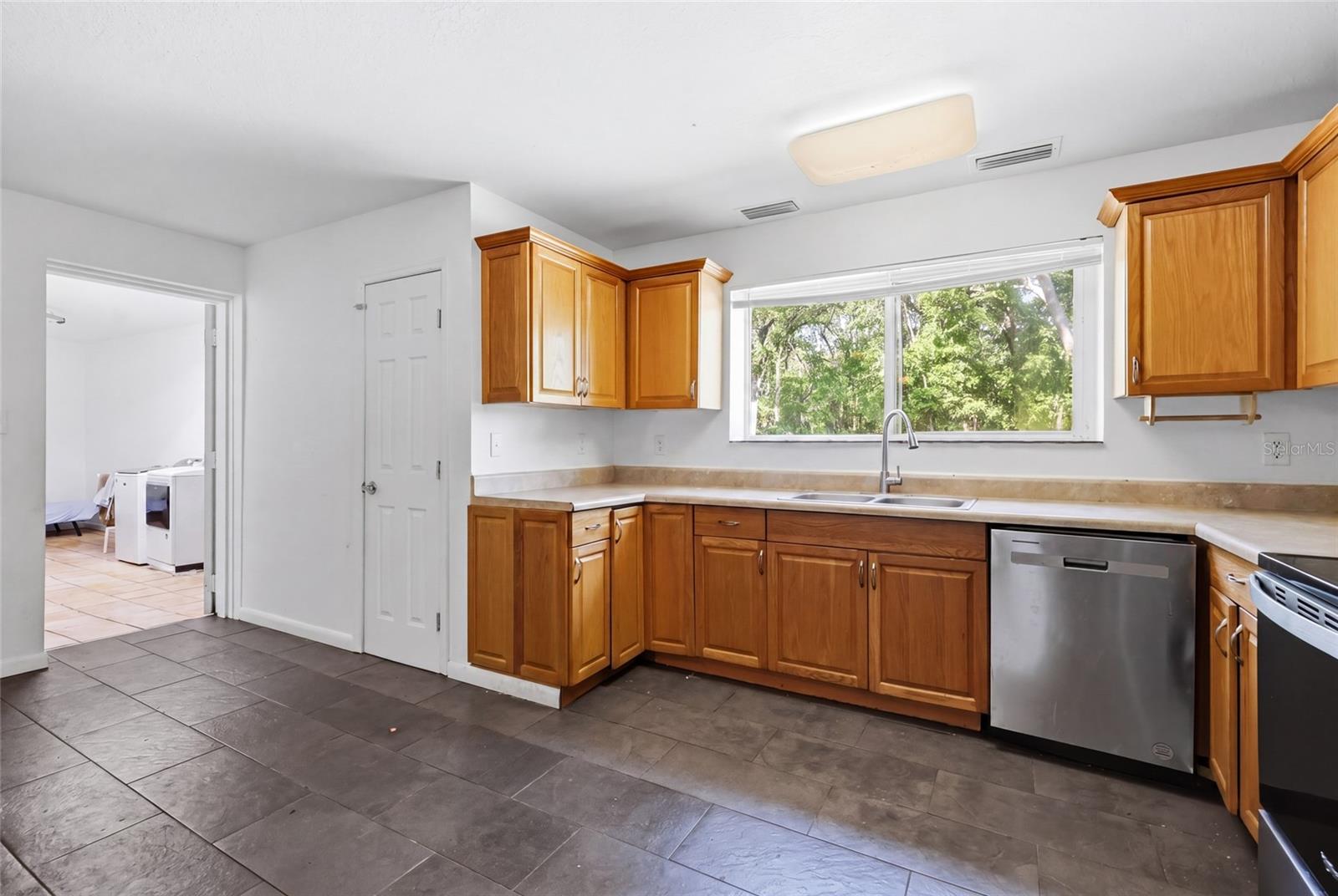 401 Se Falcon Rd Property Photo 40