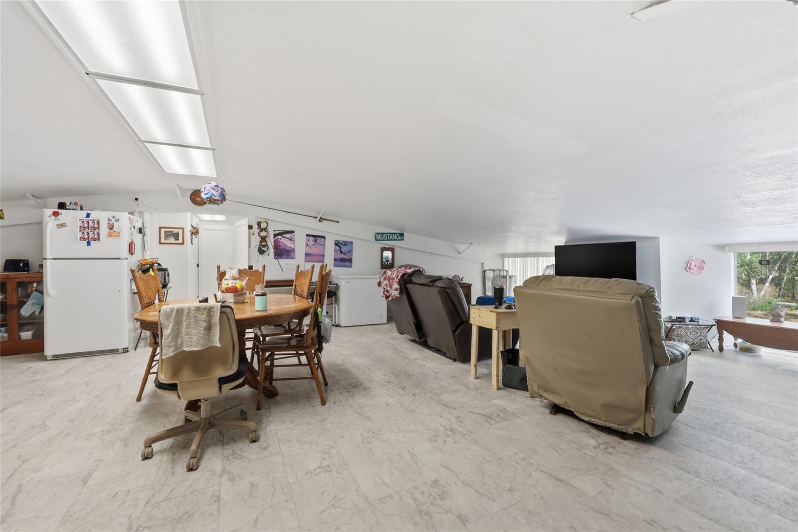 401 Se Falcon Rd Property Photo 47