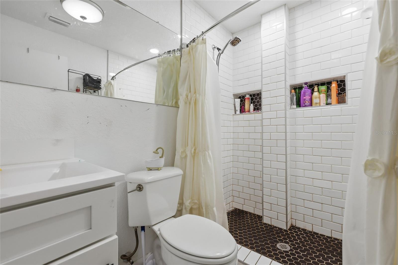401 Se Falcon Rd Property Photo 68