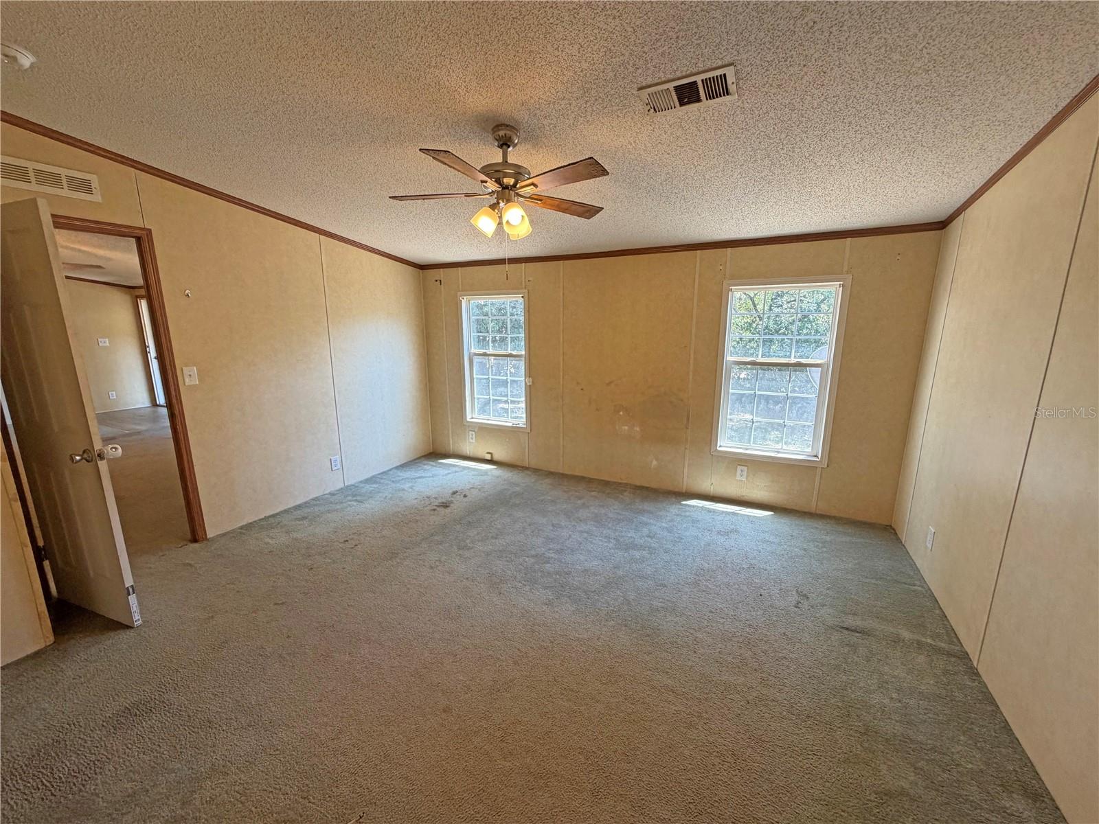 120 Peach Property Photo 12