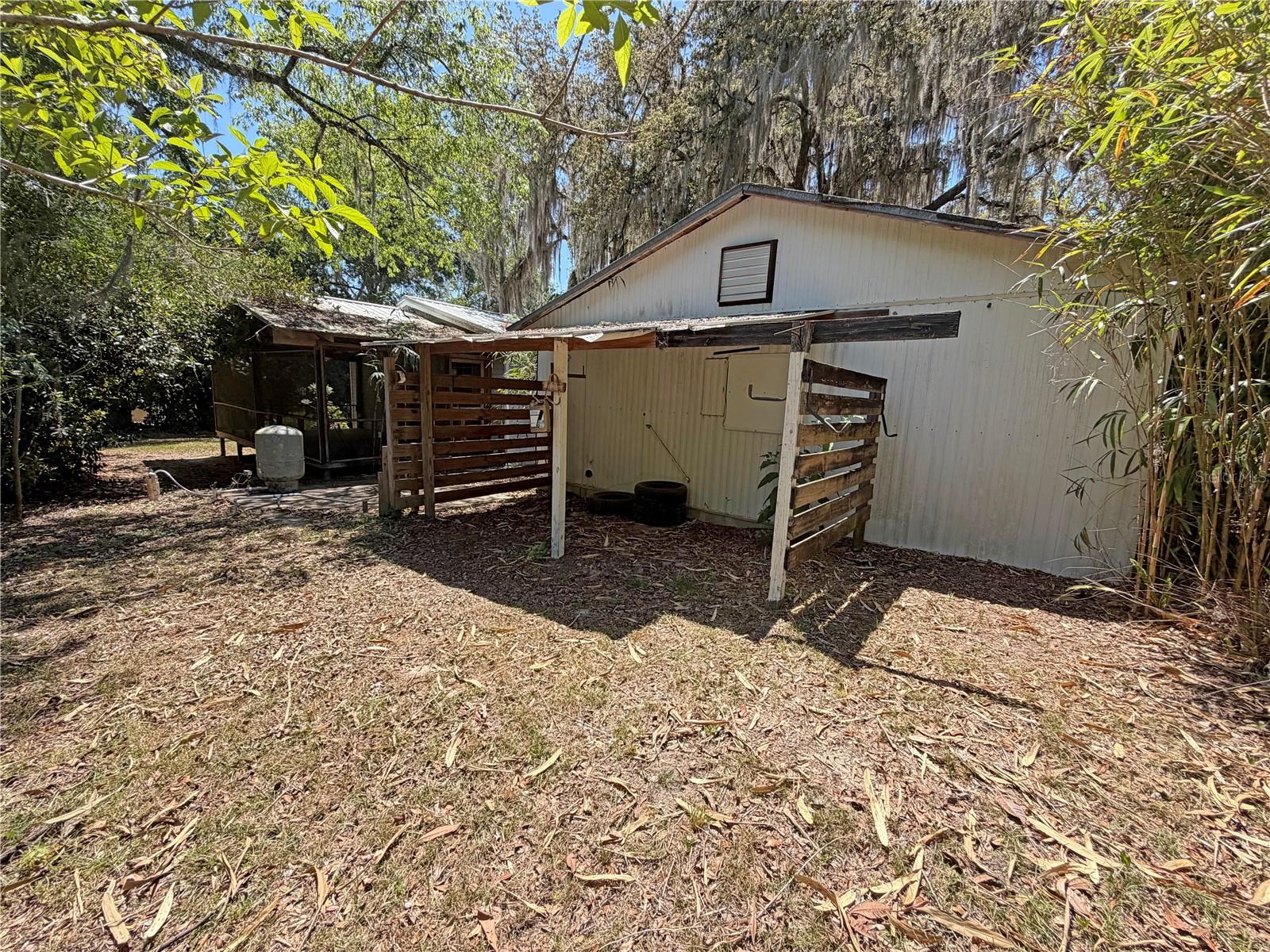 120 Peach Property Photo 23
