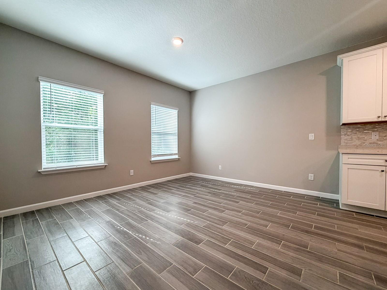 2258 Nw 89th Way Property Photo 9