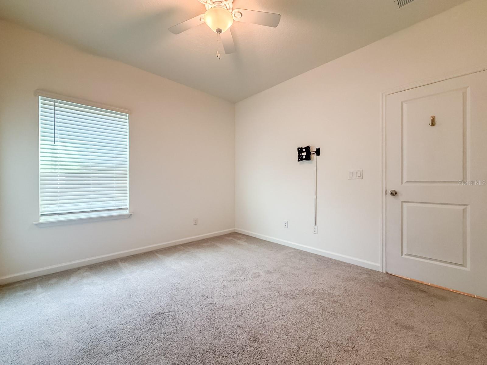 2258 Nw 89th Way Property Photo 17