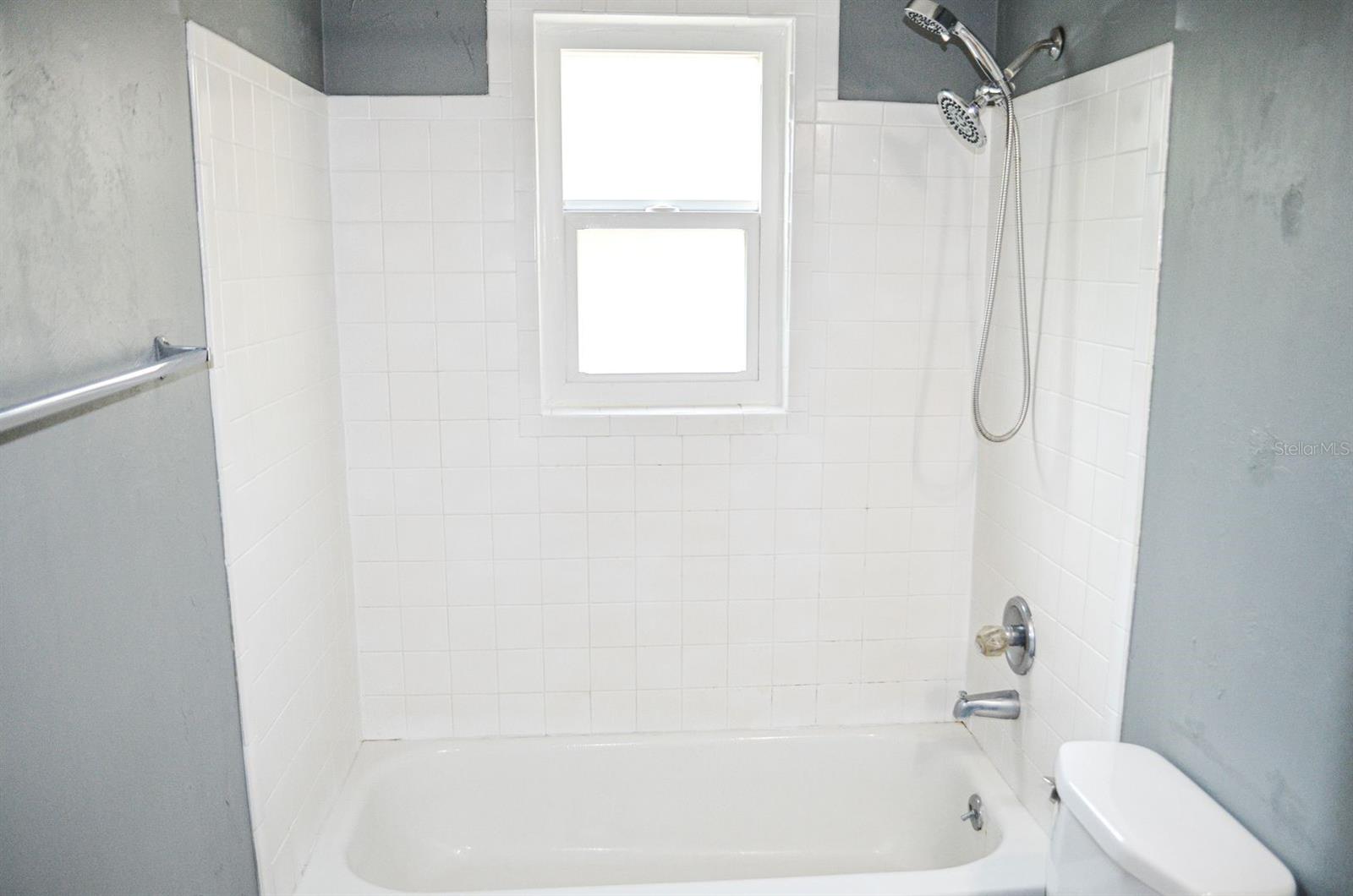 3526 Nw 53rd Ter Property Photo 9