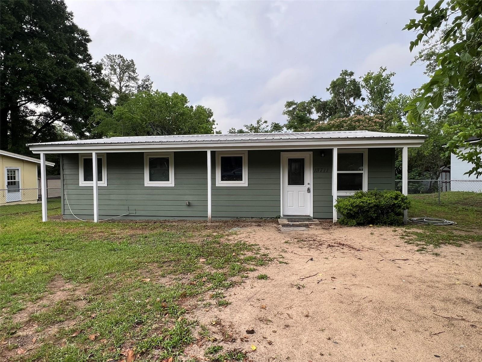 13711 Nw 158th Pl Property Photo 1