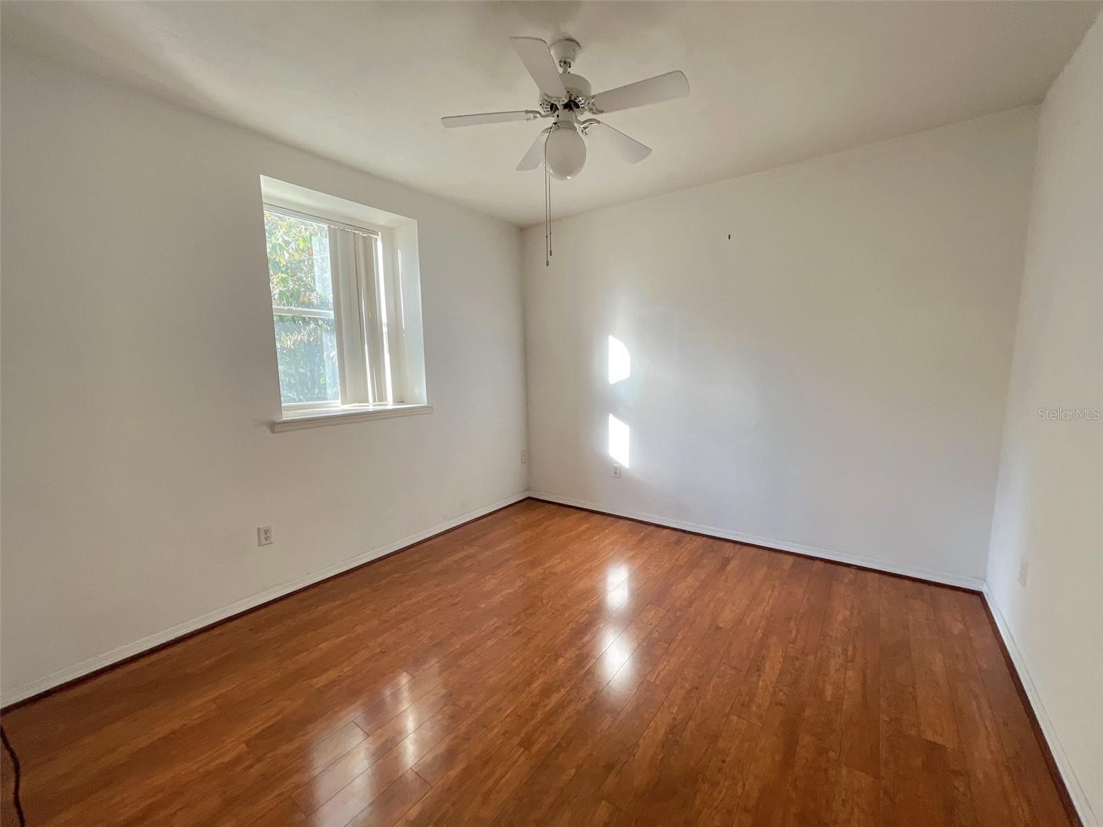 4700 Sw Archer Rd #d30 Property Photo 11