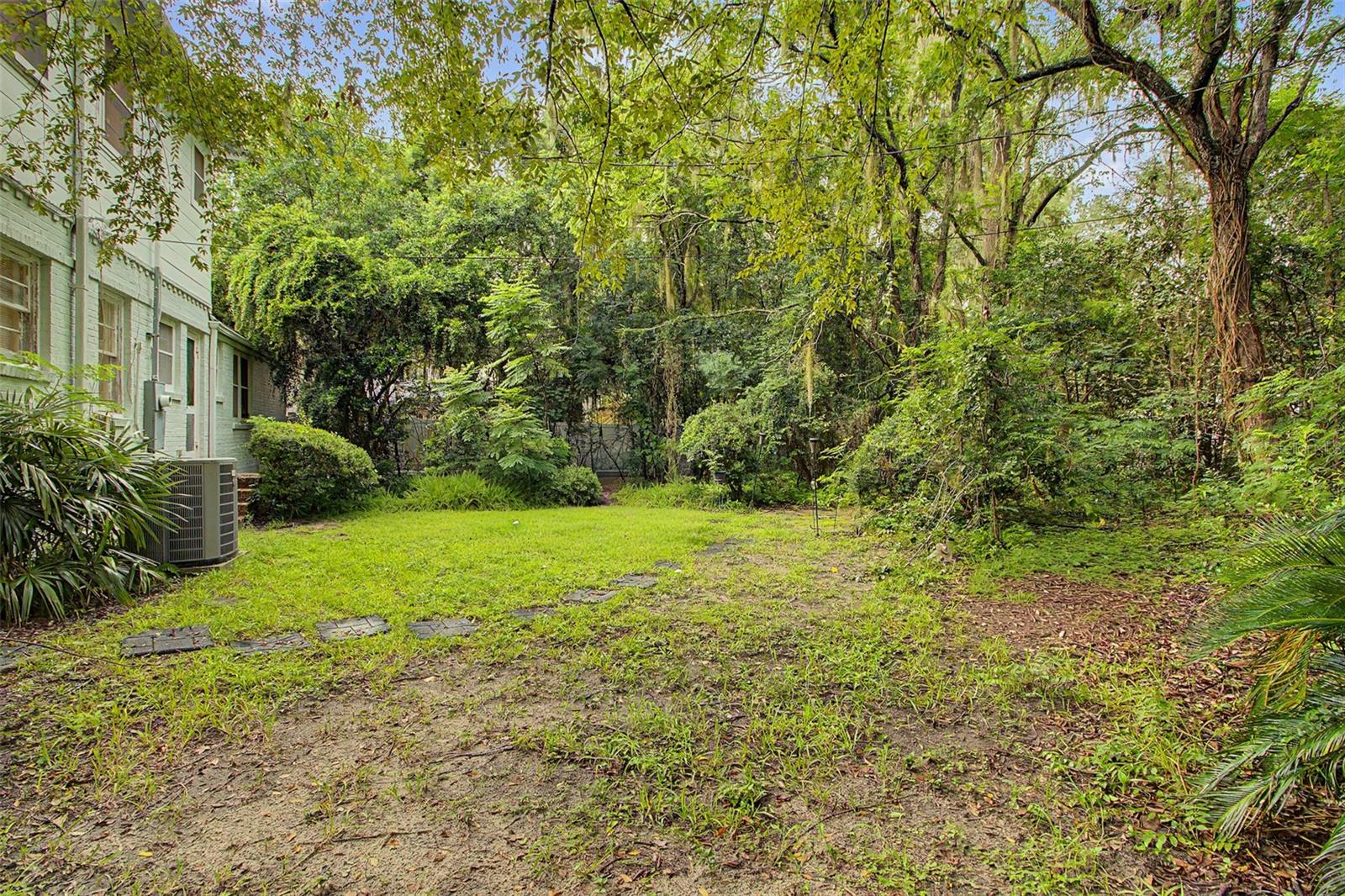 2721 Sw 3rd Pl Property Photo 6