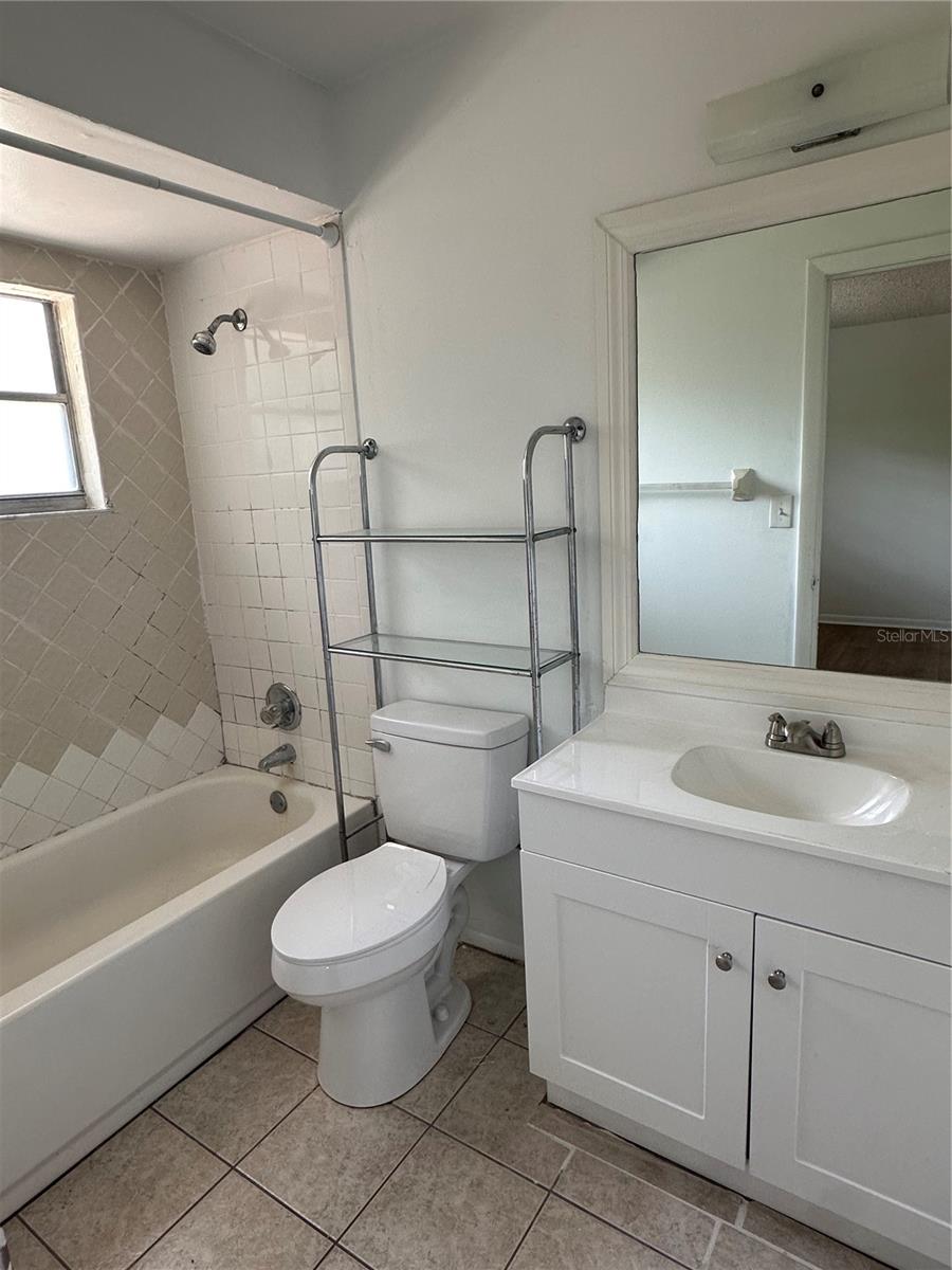 4401 Nw 20th Dr Property Photo 15