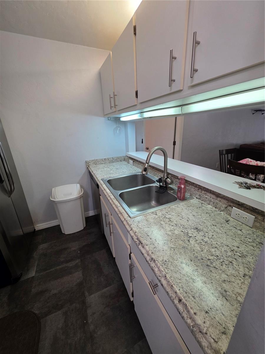 4000 Sw 23rd St #6-305 Property Photo 3