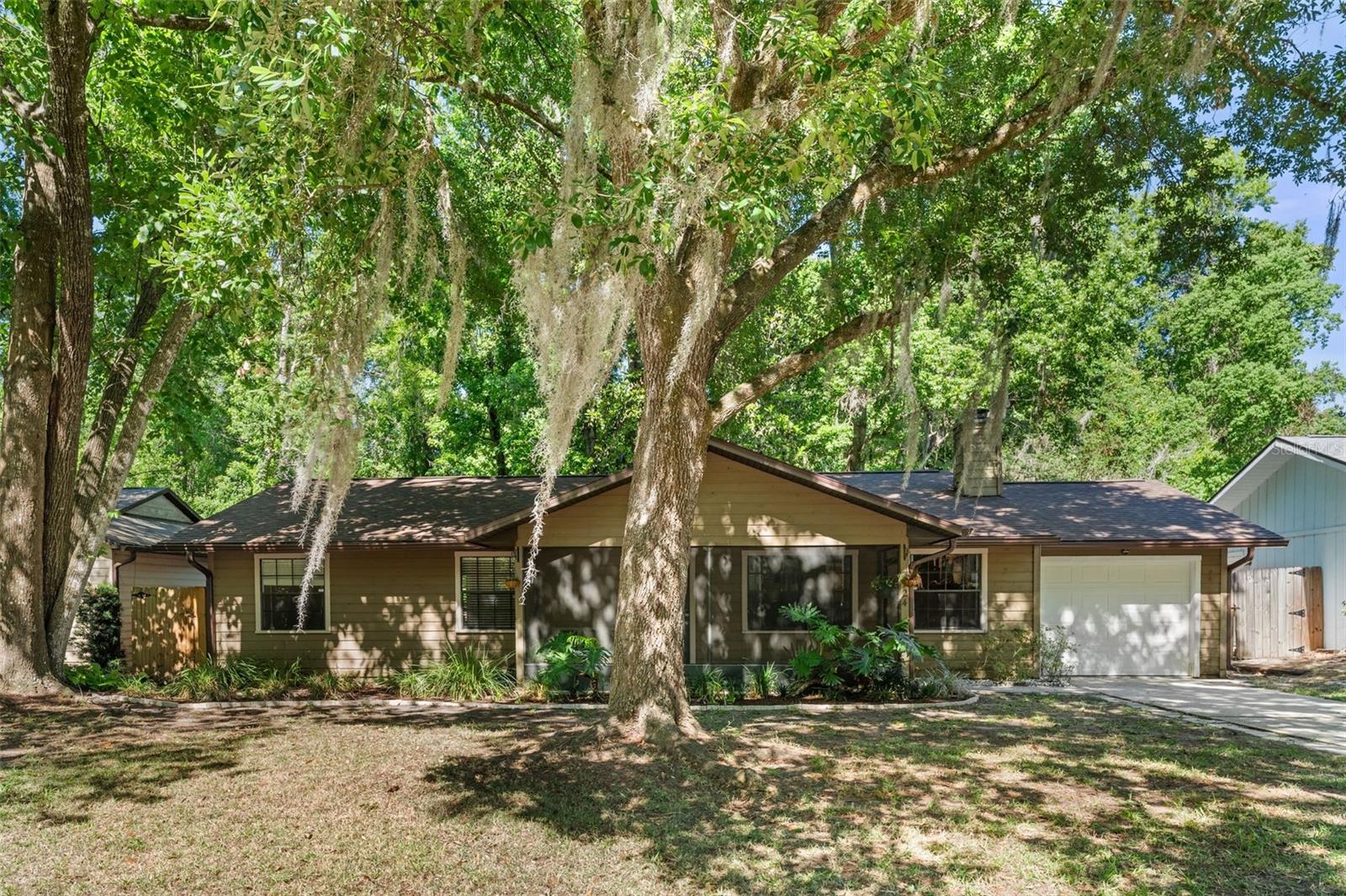 3724 Nw 53rd Ter Property Photo 2
