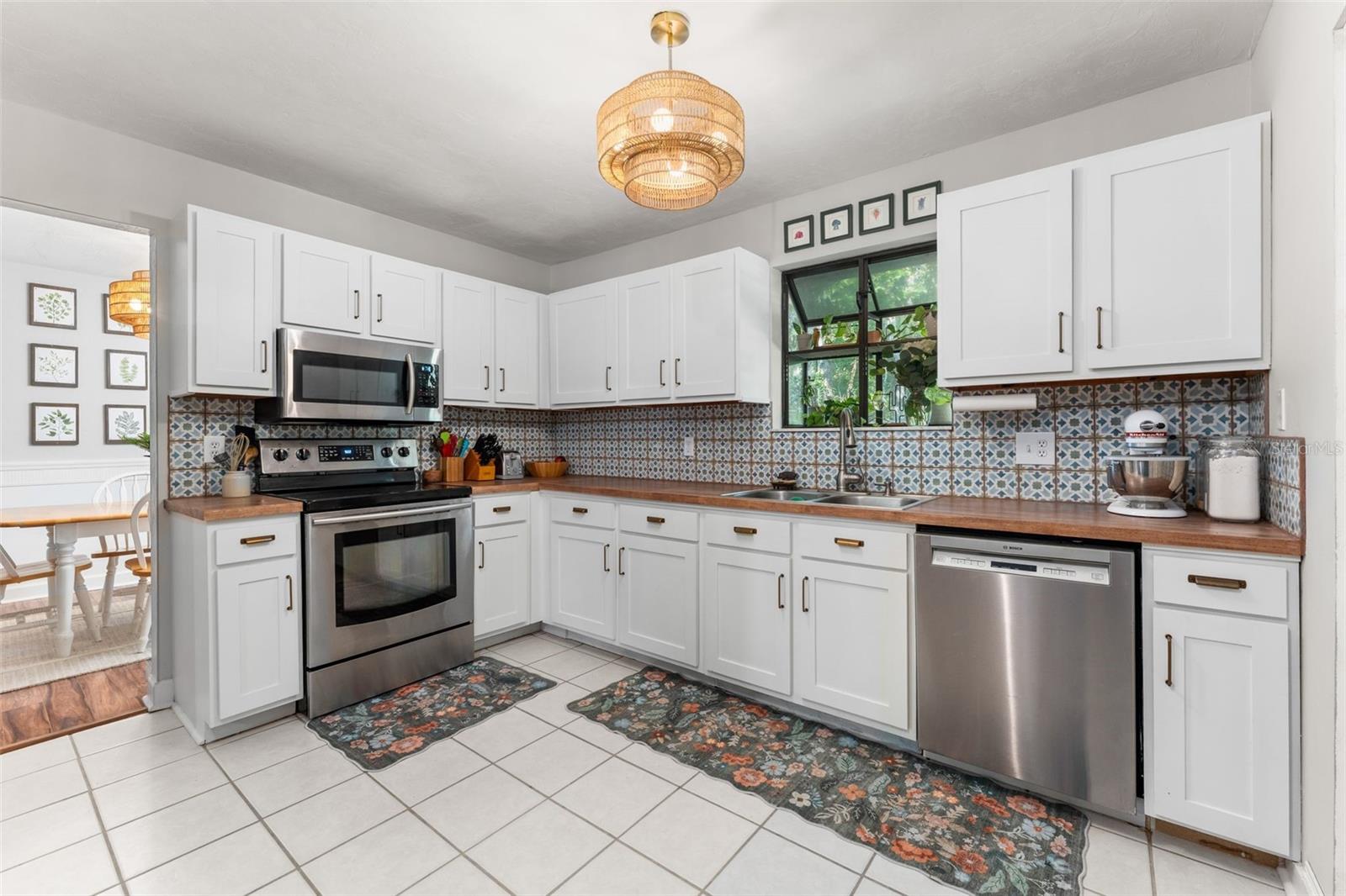 3724 Nw 53rd Ter Property Photo 10