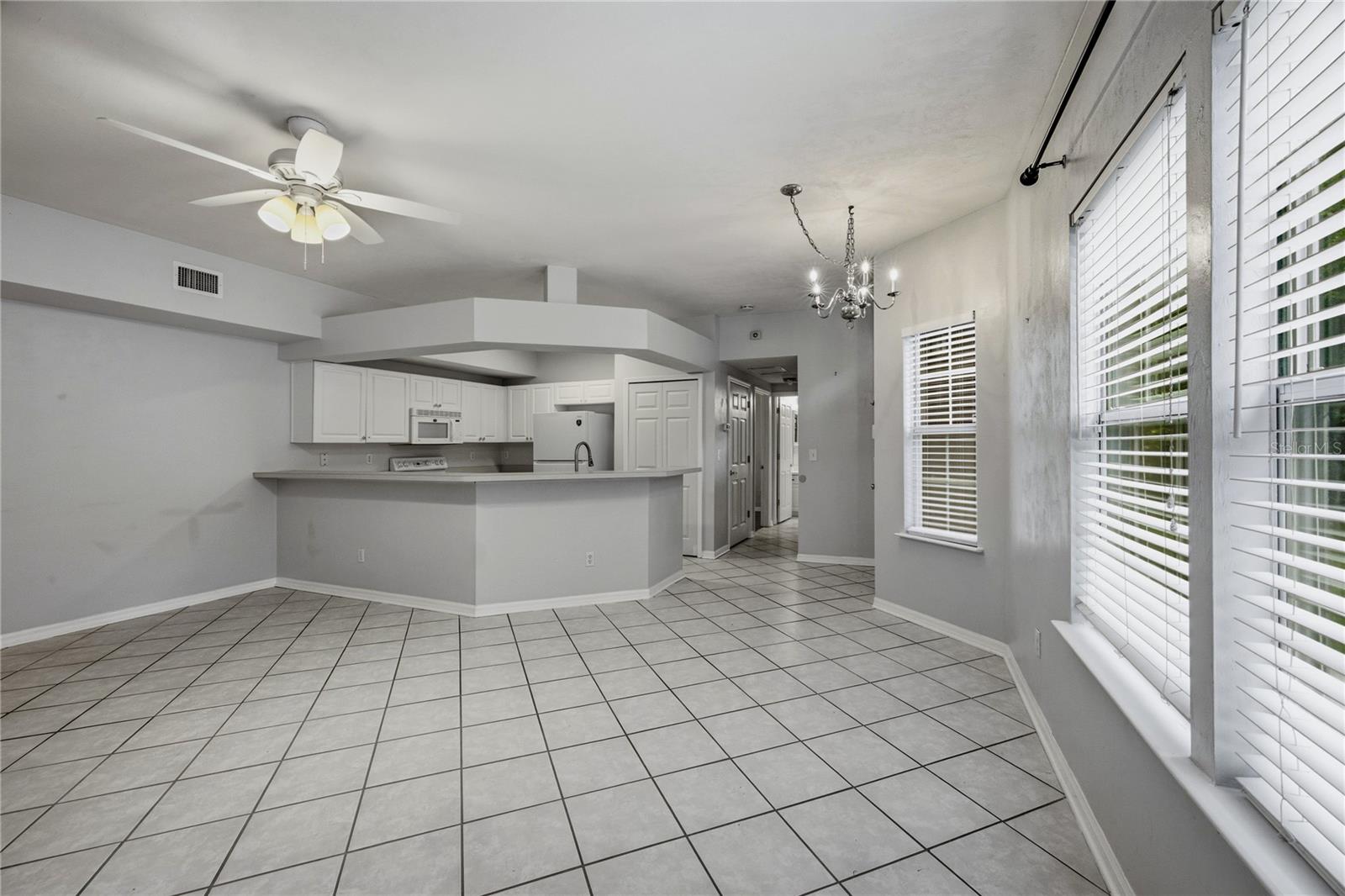 350 Nw 50 Blvd #350 Property Photo 8