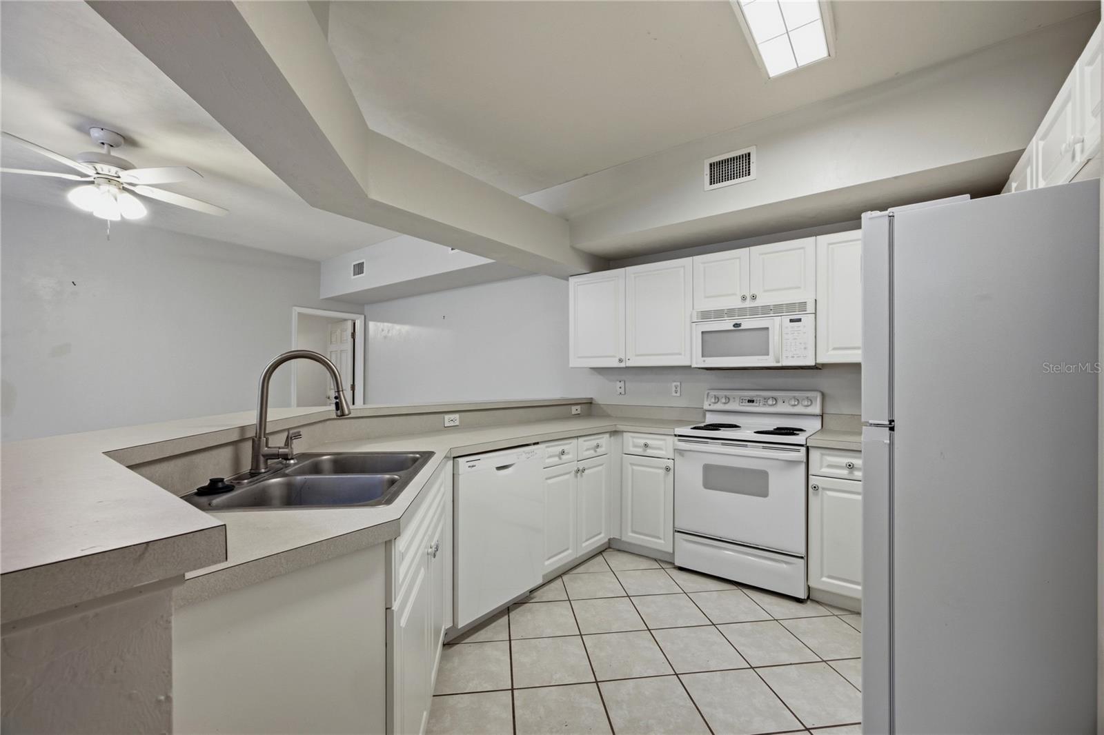 350 Nw 50 Blvd #350 Property Photo 11