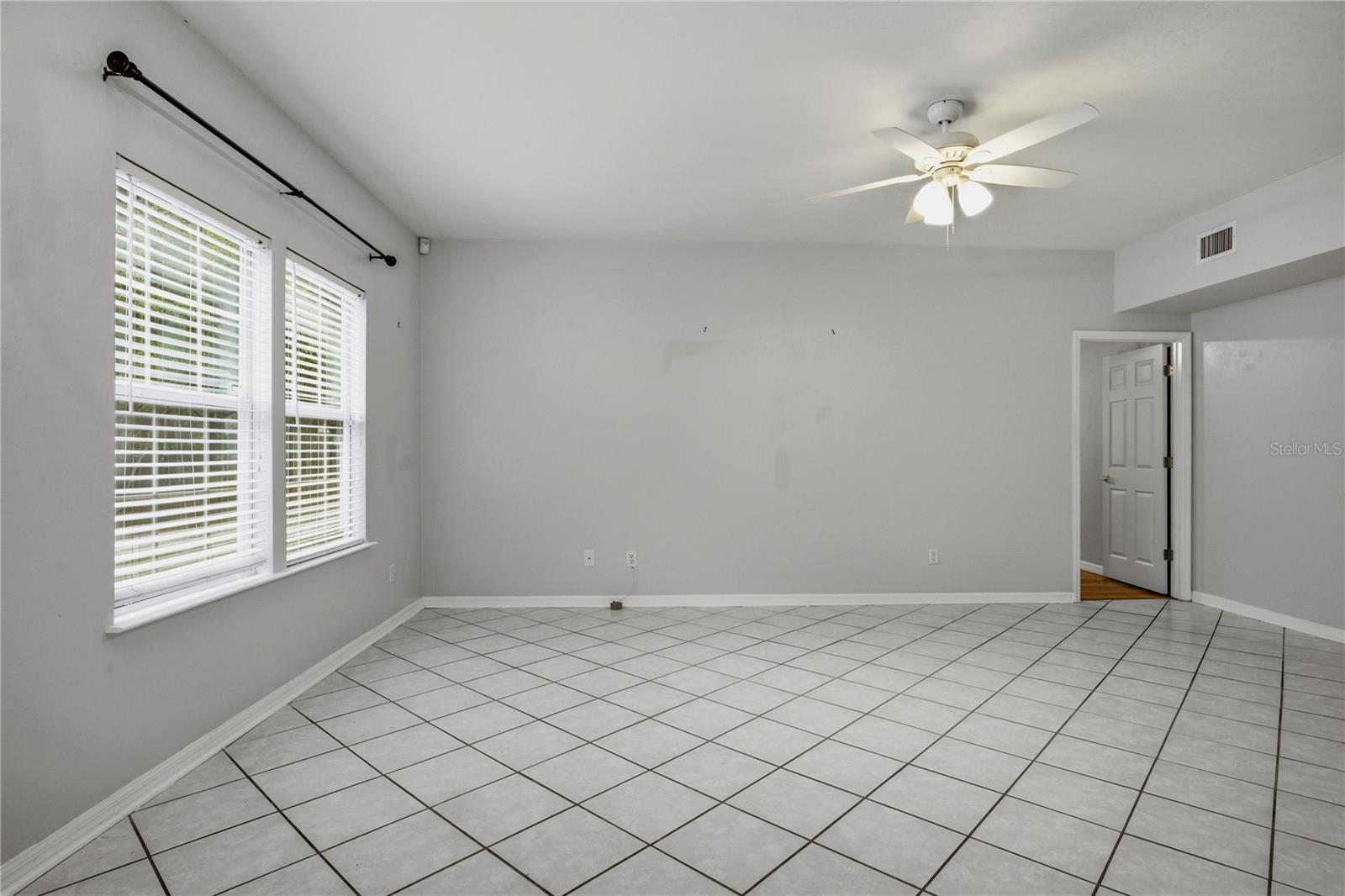 350 Nw 50 Blvd #350 Property Photo 14