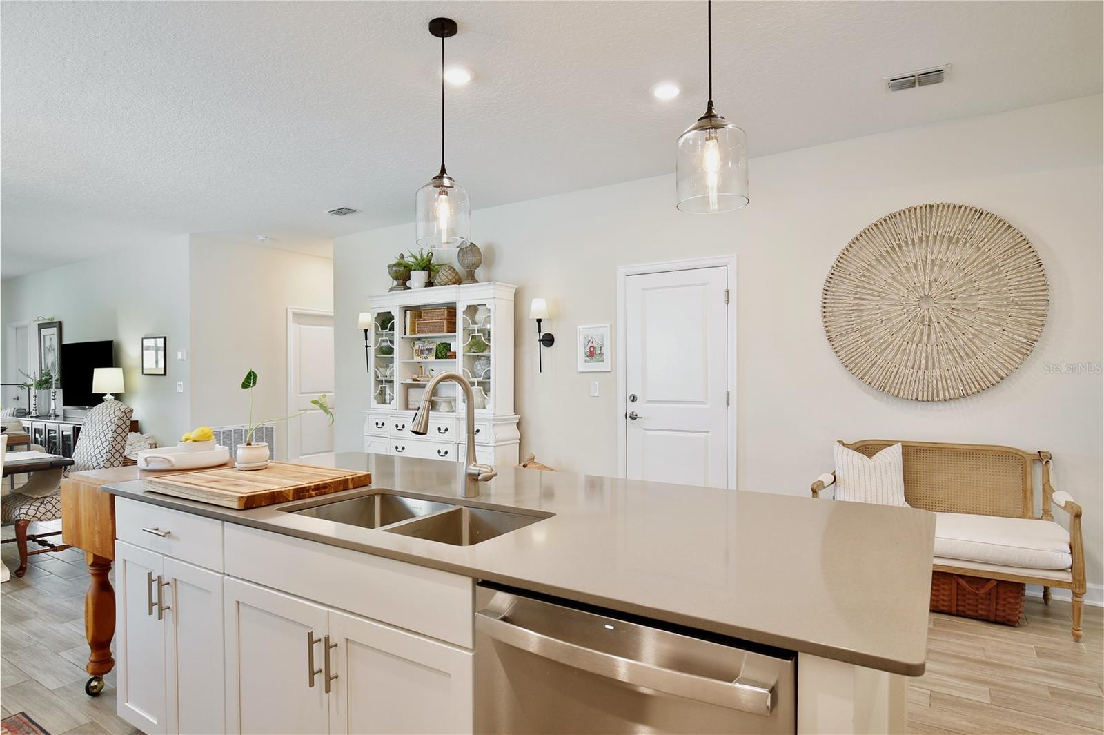 11341 Satire St Property Photo 15