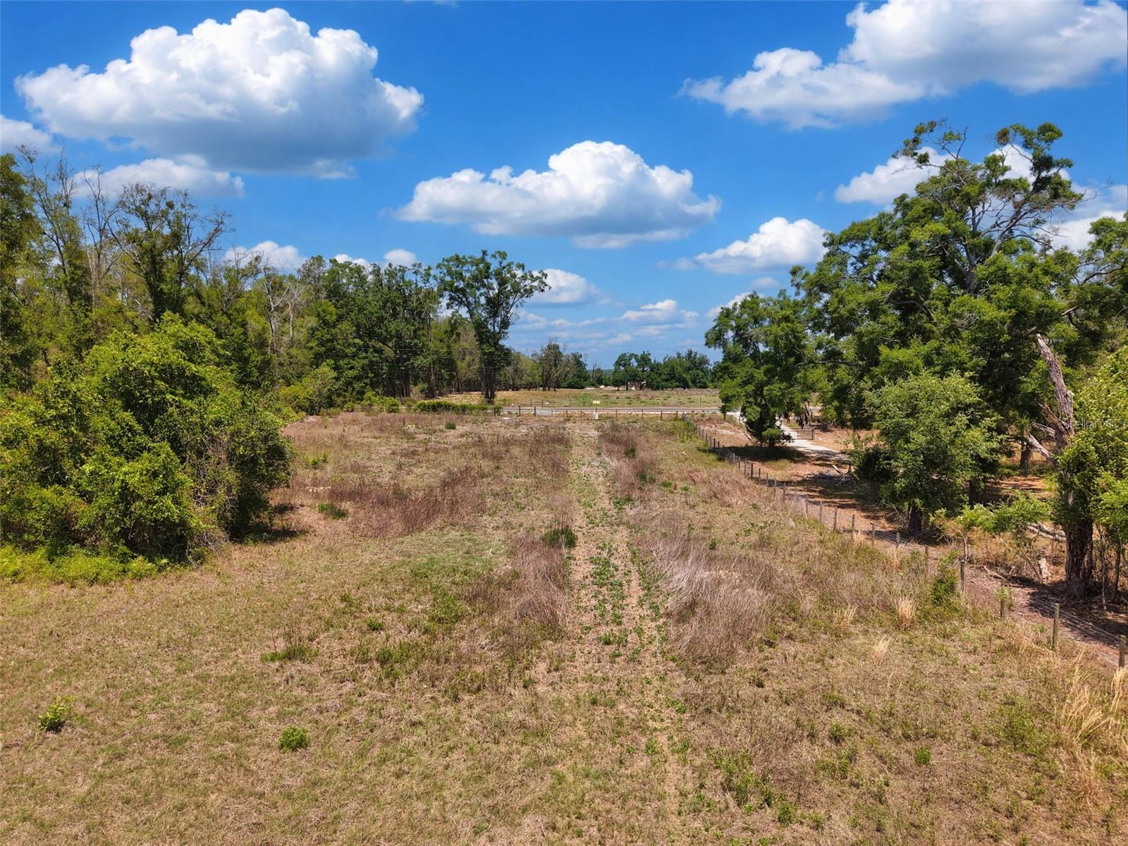 18 Ac Nw Cr 138 Property Photo 12