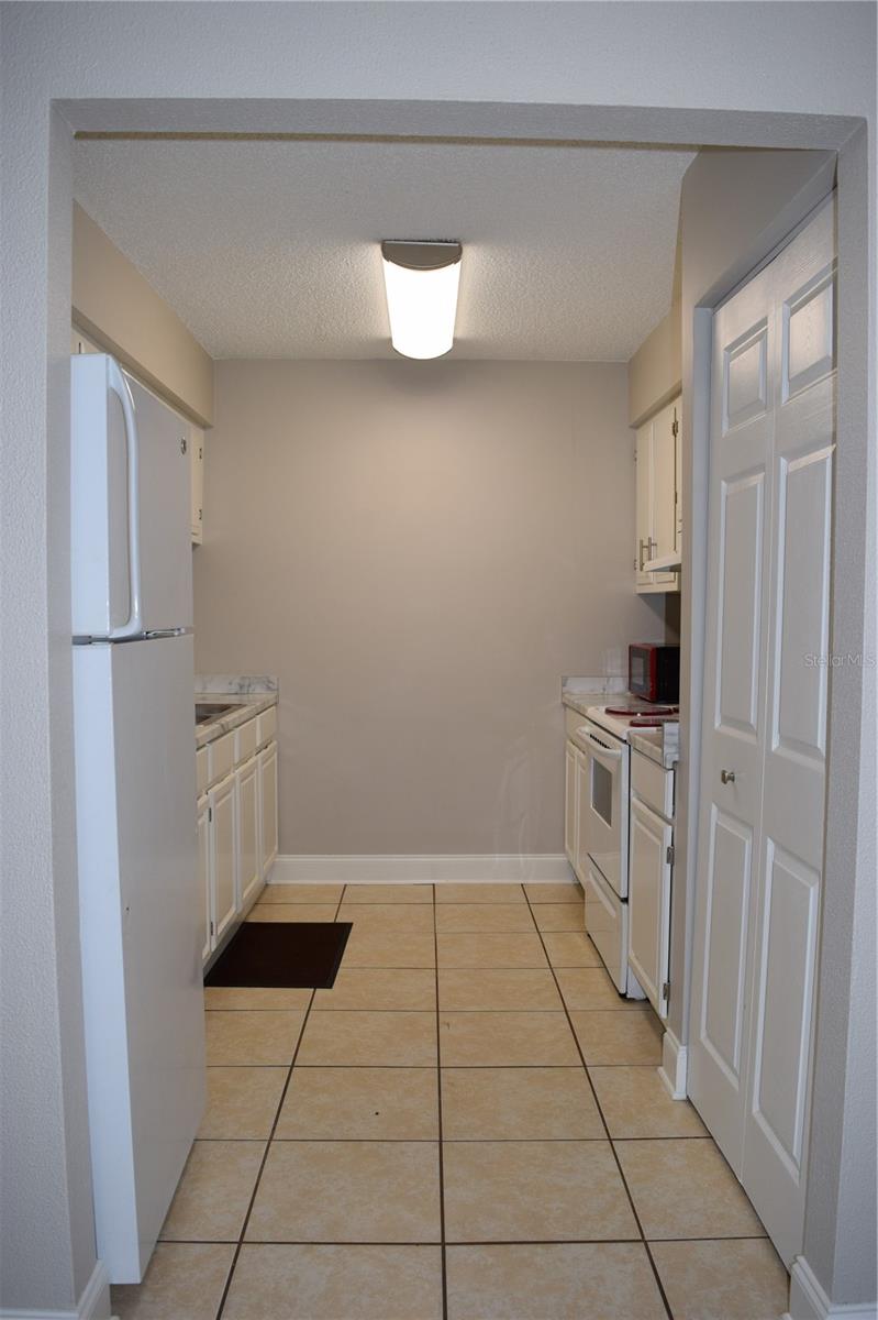 7423 Sw 42nd Pl Property Photo 9