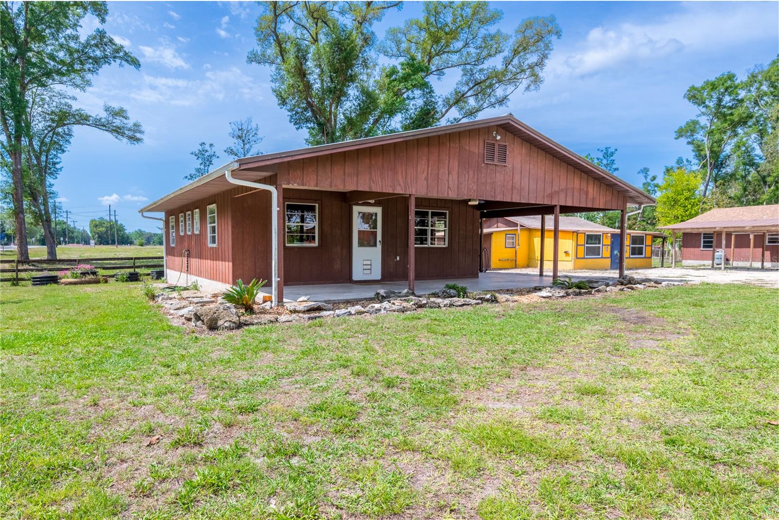 6150 Nw County Road 345 Property Photo 1