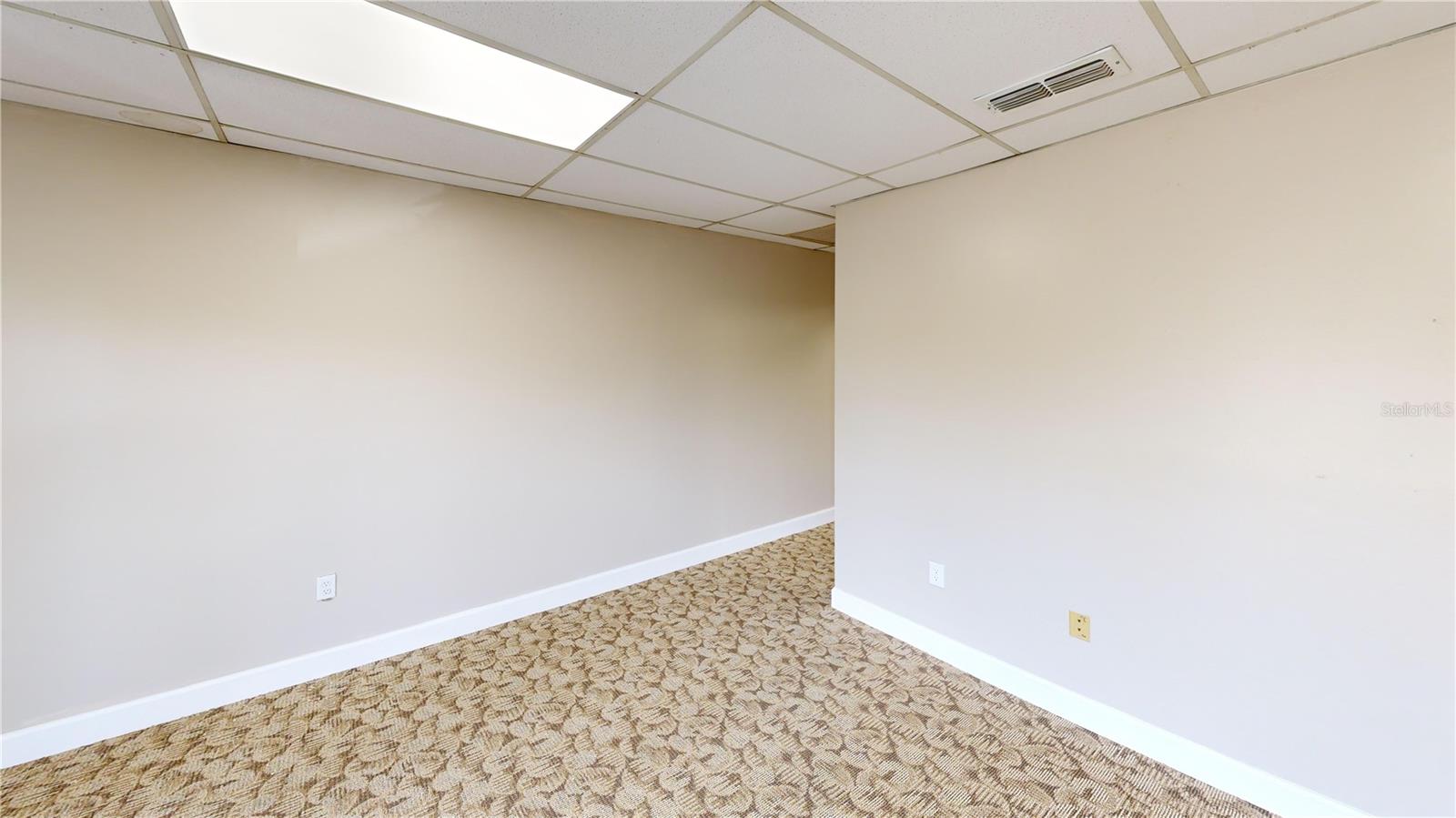 605 Nw 53rd Ave #a-18 Property Photo 4