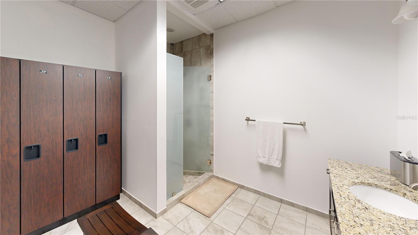 4500 Nw 27th Ave #b-2 Property Photo 25
