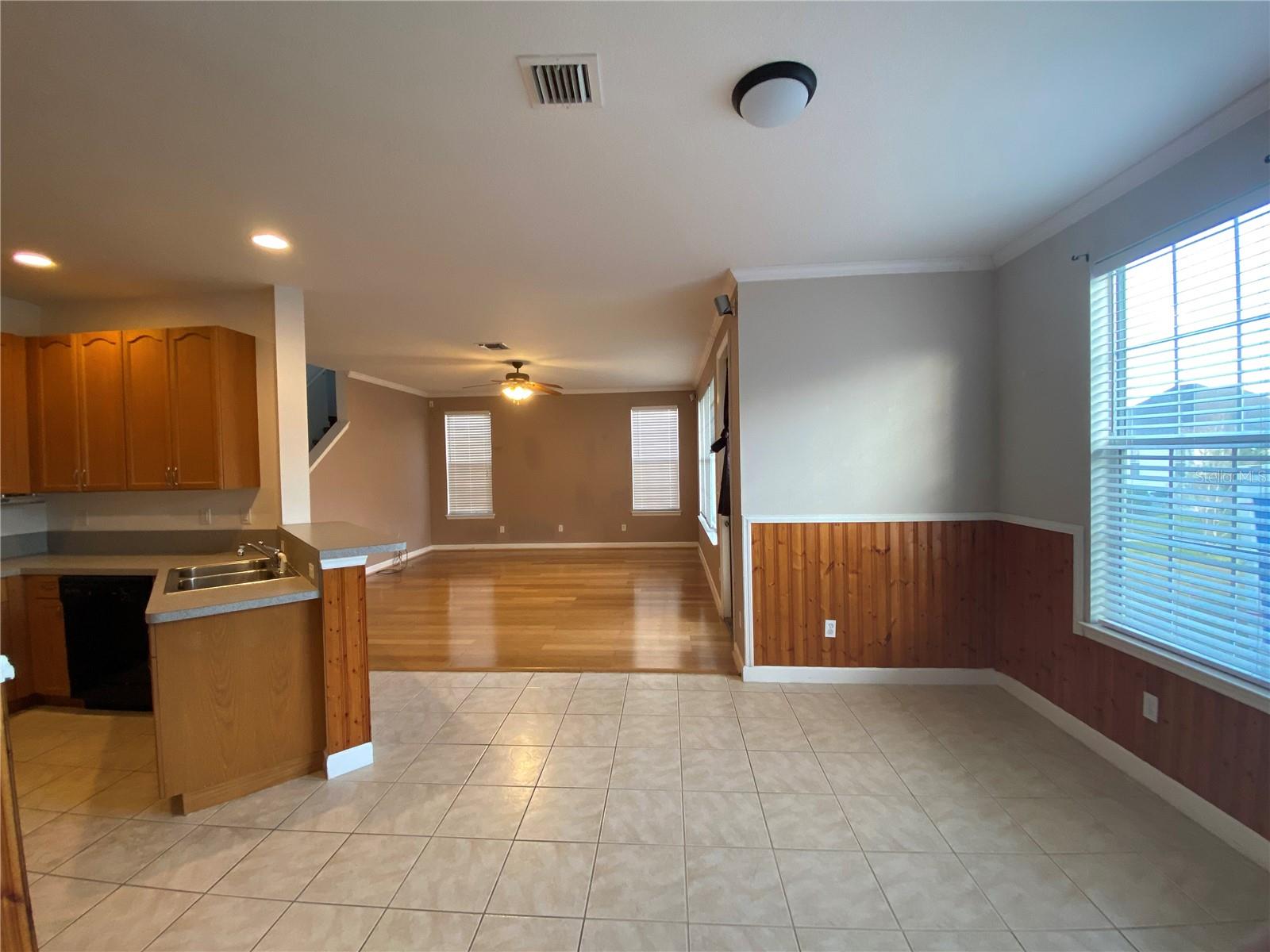 2549 Twain Dr Property Photo 12