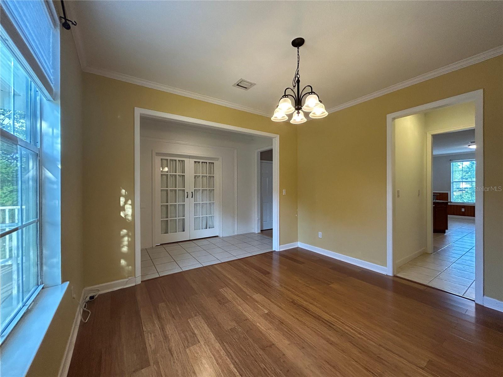 2549 Twain Dr Property Photo 25