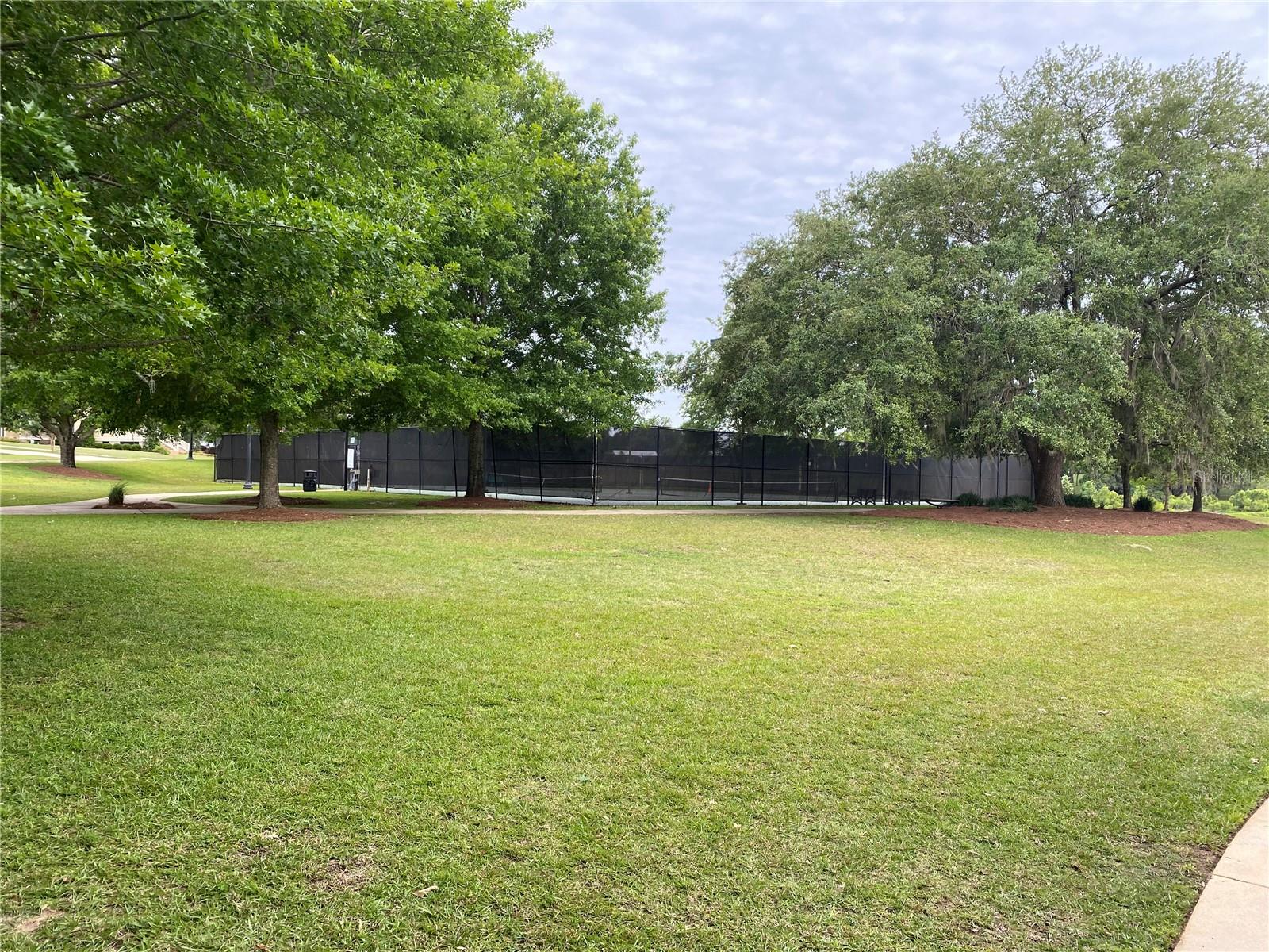 2549 Twain Dr Property Photo 37