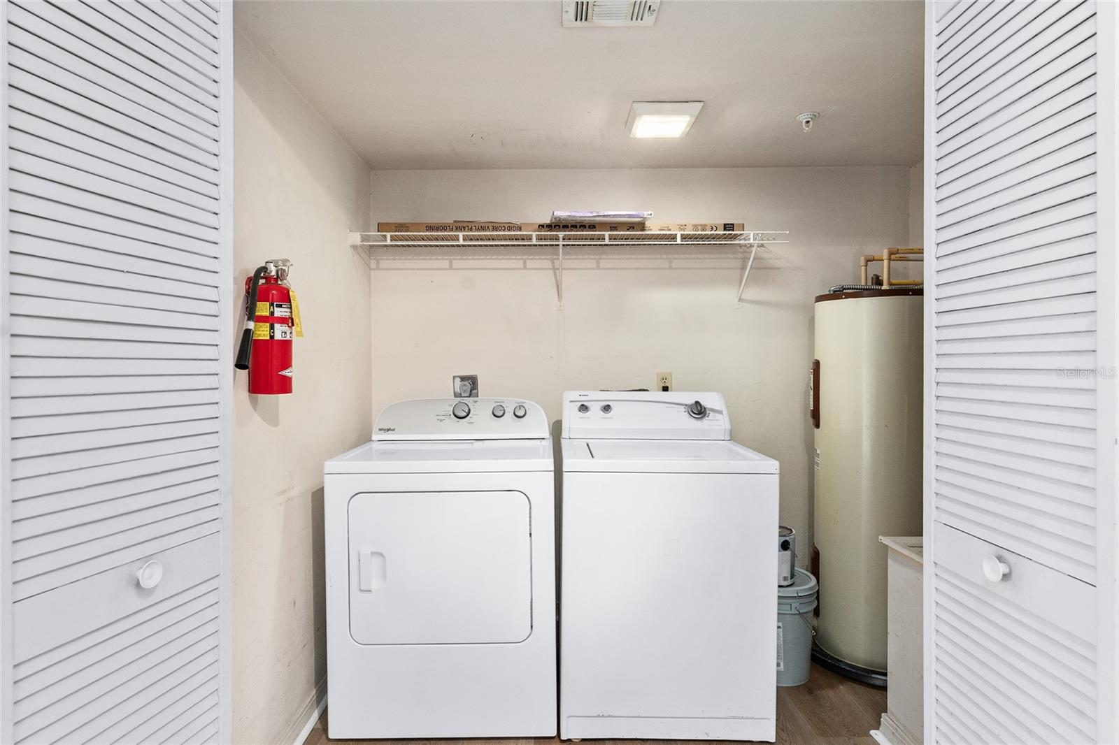 2360 Sw Archer Rd #607 Property Photo 6