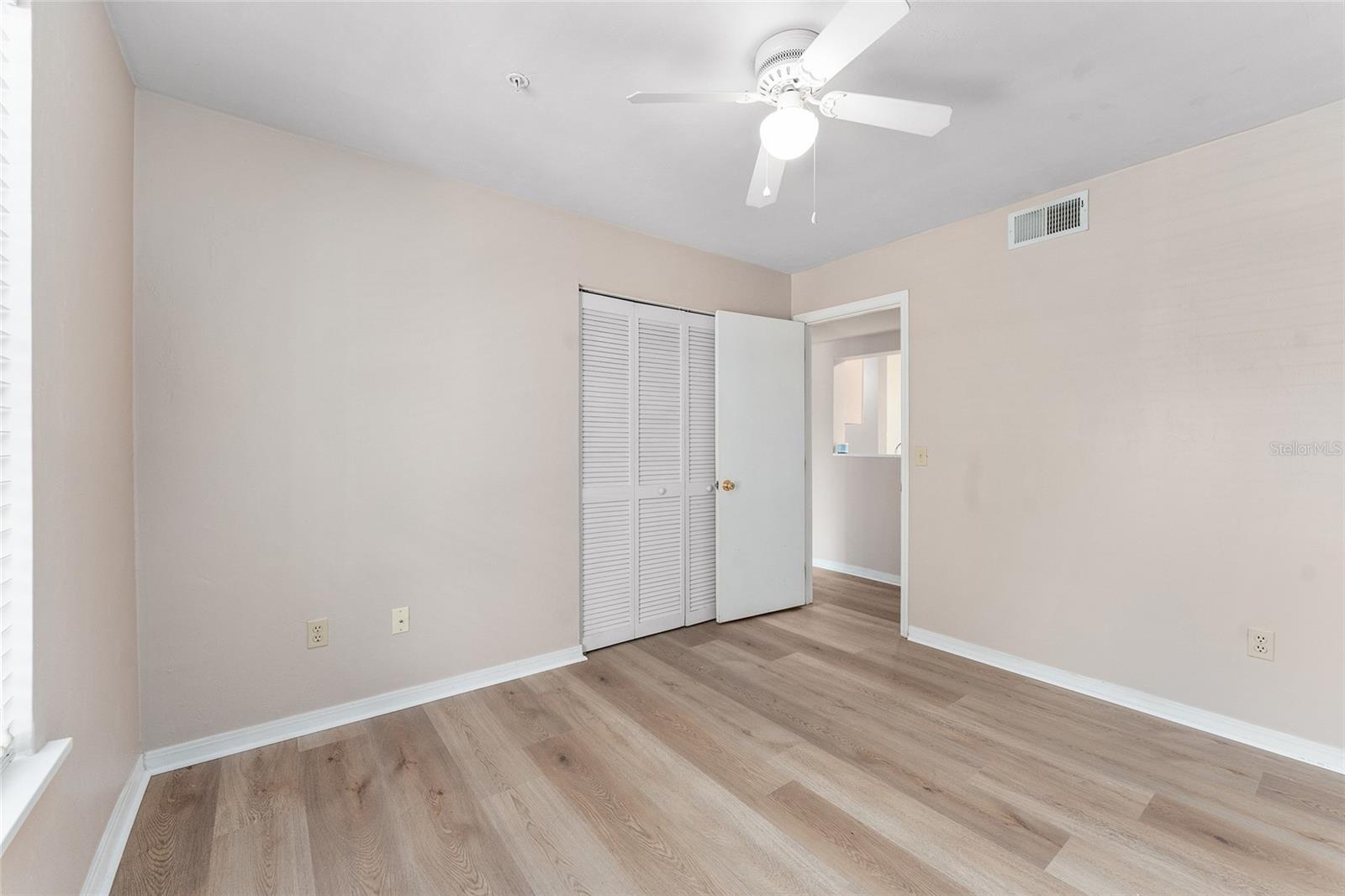 2360 Sw Archer Rd #607 Property Photo 16