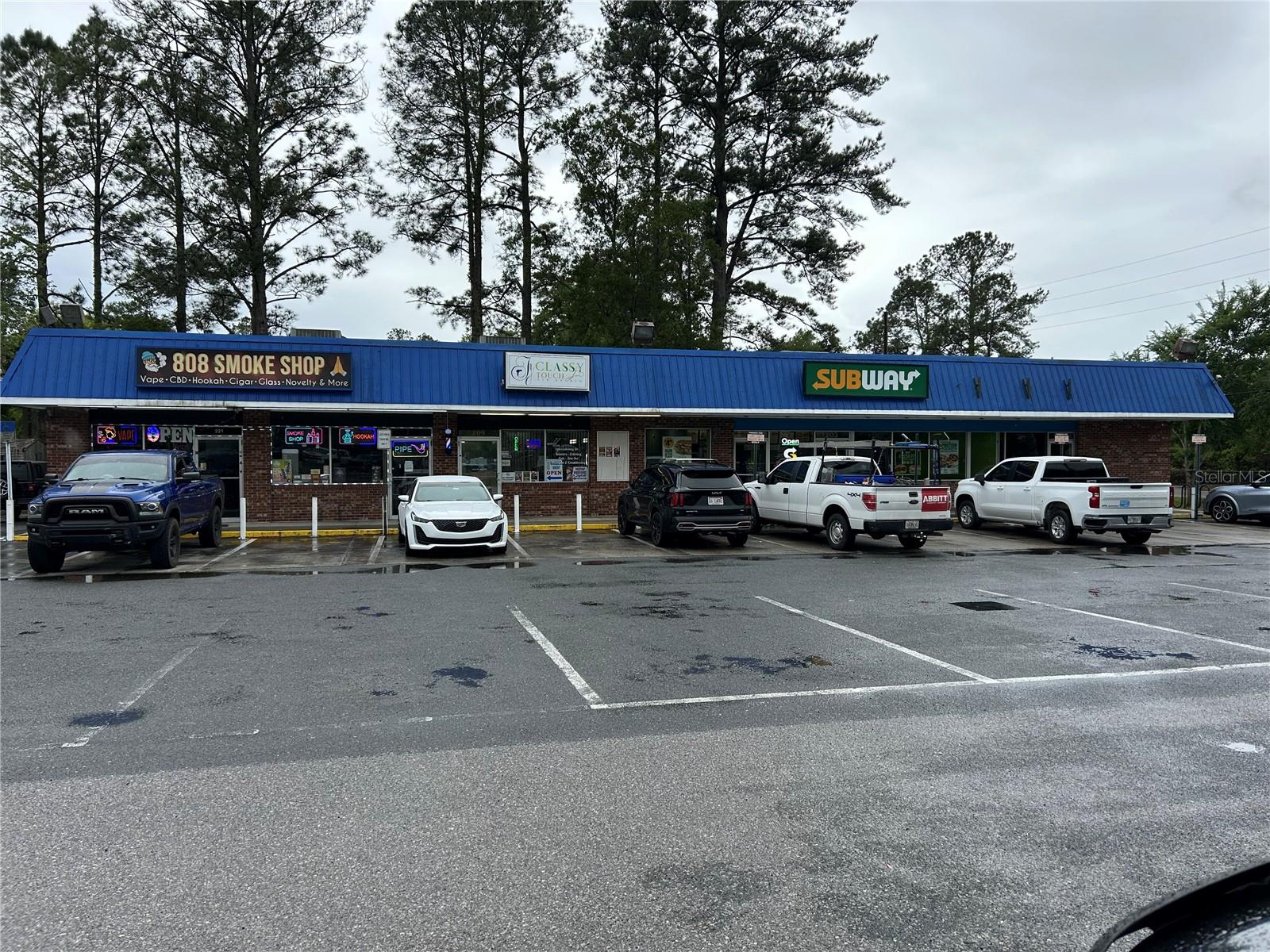 203-221 NE 39TH AVE