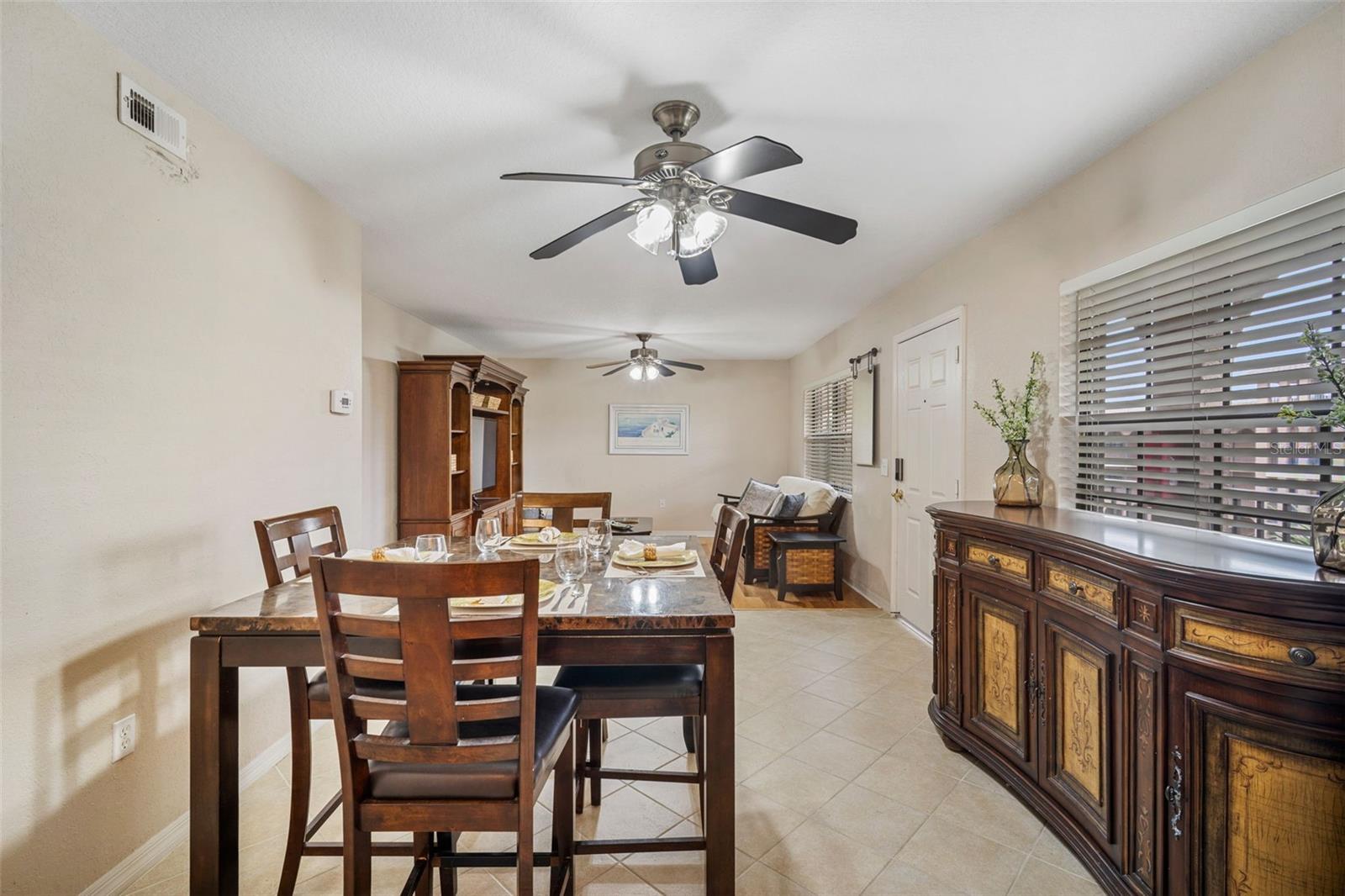 6100 Gulfport Blvd S #402 Property Photo 7